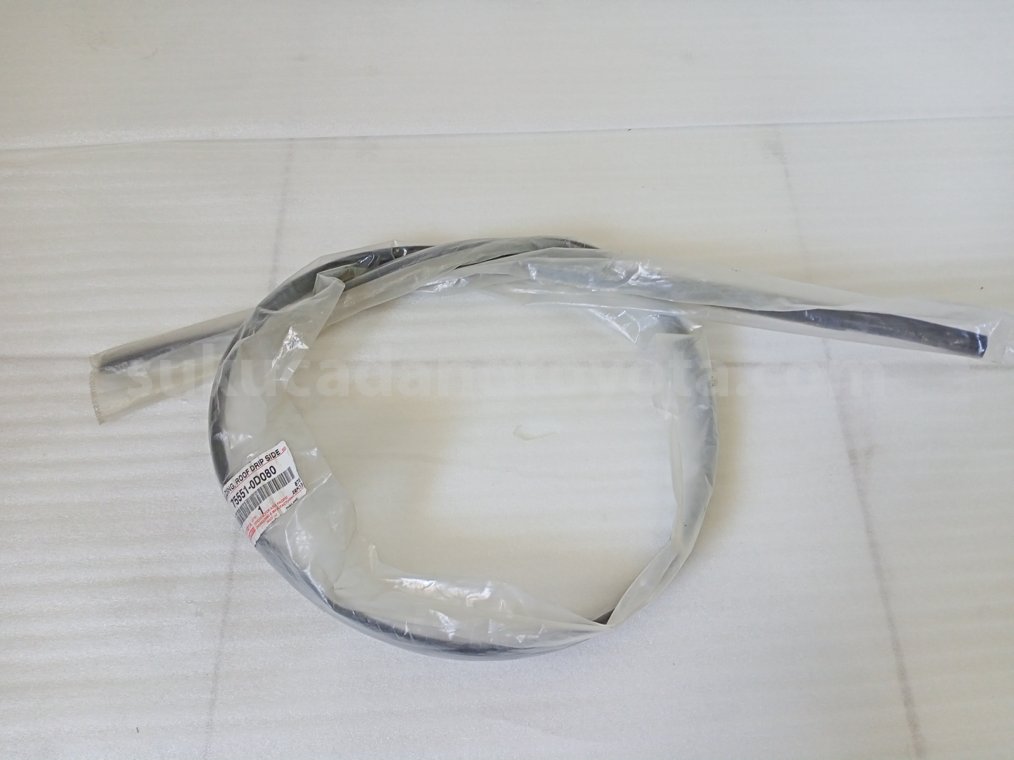 755510D080 MOULDING, ROOF DRIP - TOYOTA