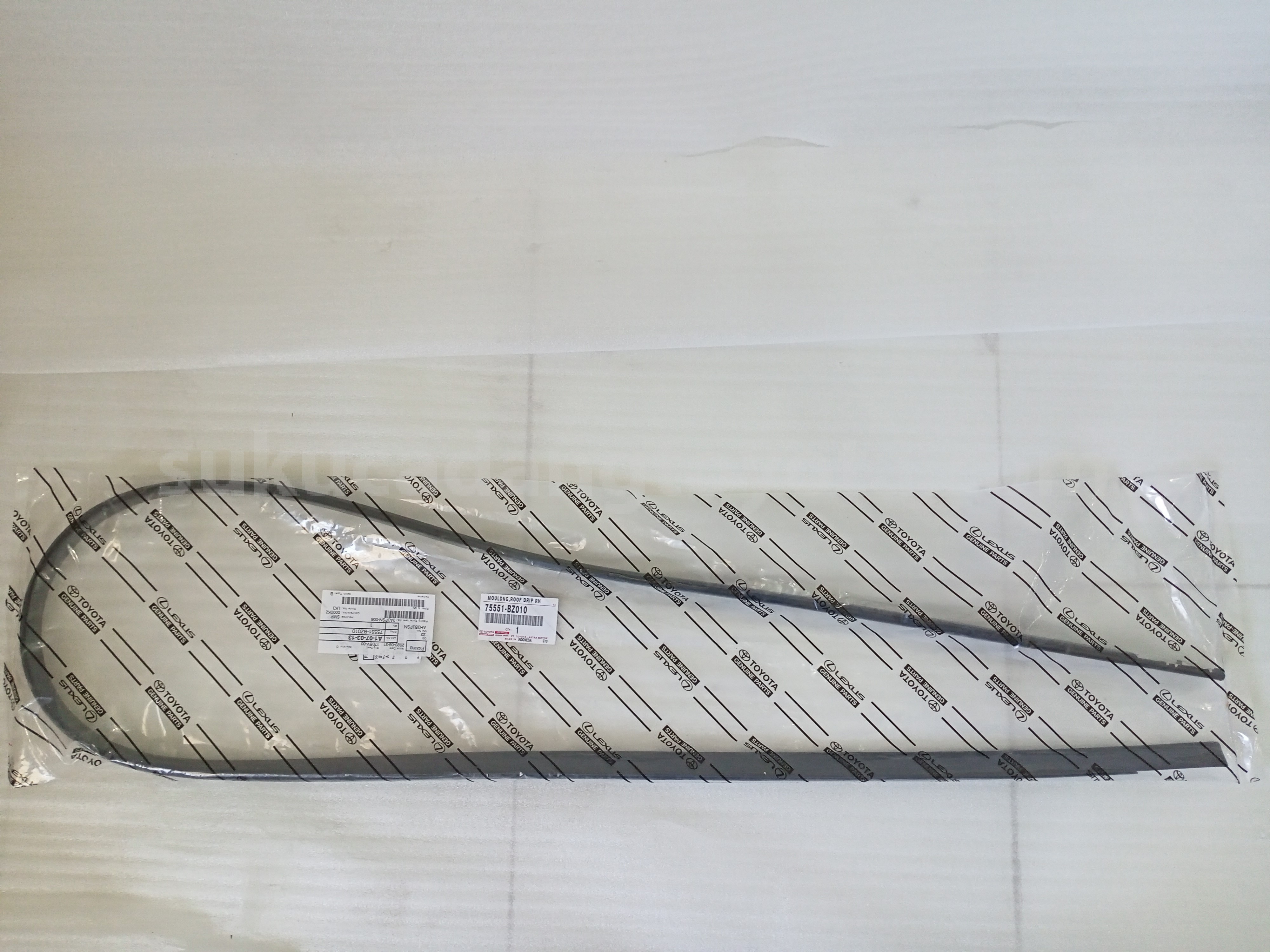 75551BZ010 MOULDNG,ROOF DRIP RH - TOYOTA