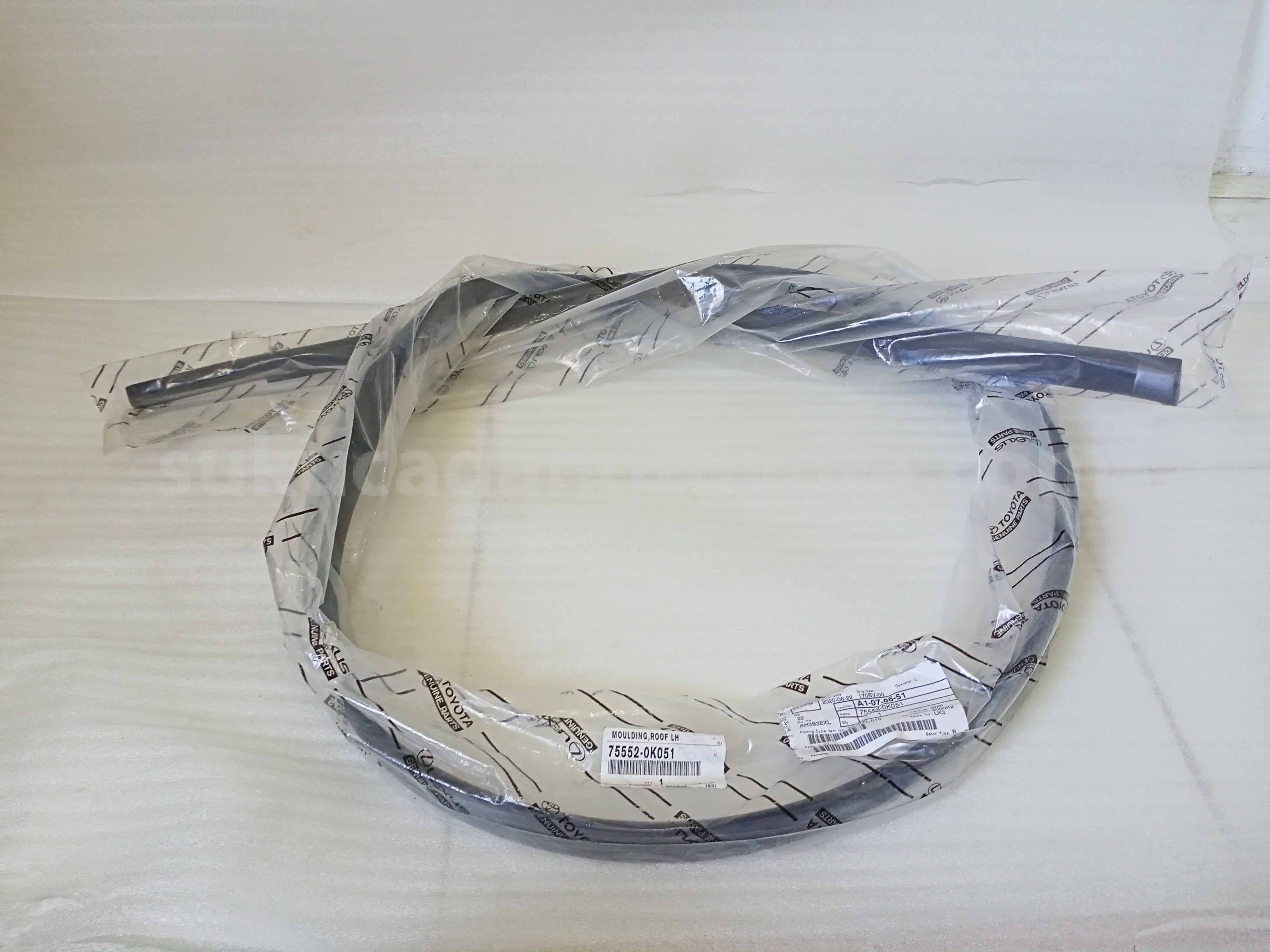 755520K051 MOULDING,ROOF LH - TOYOTA