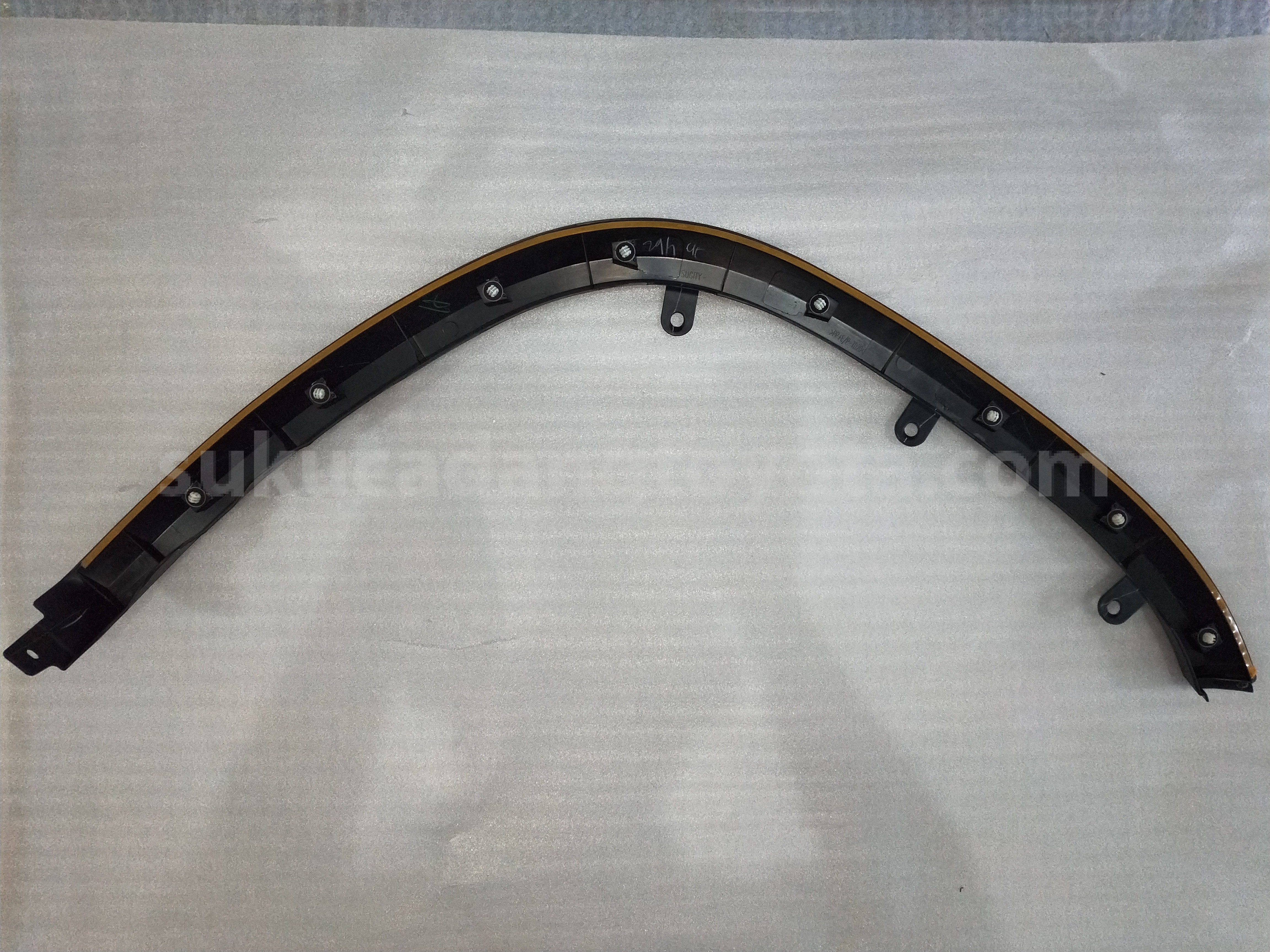 756020K051 MOULDING SA FENDER L - TOYOTA