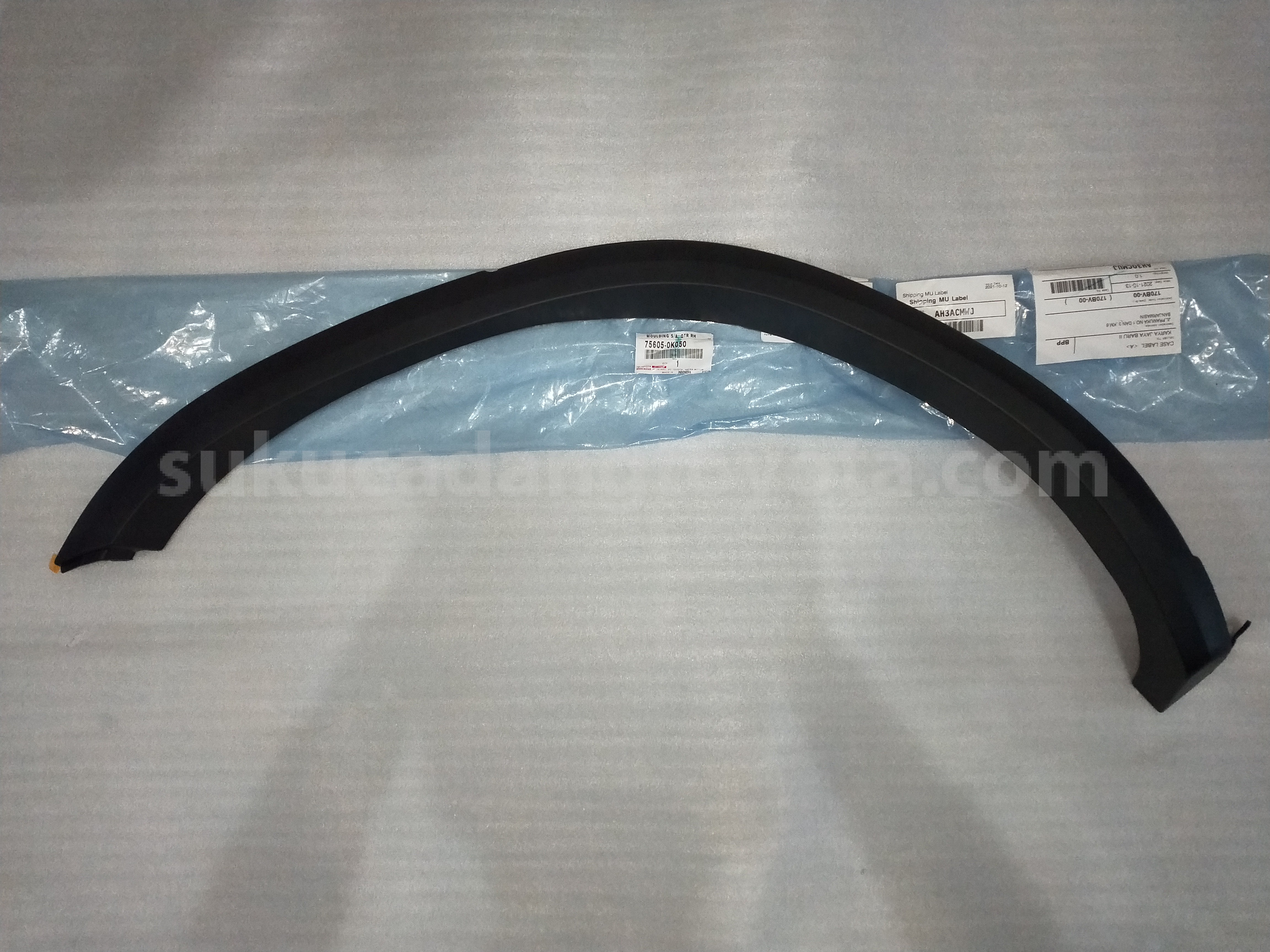 756050K050 MOULDING S/A, QTR RH - TOYOTA