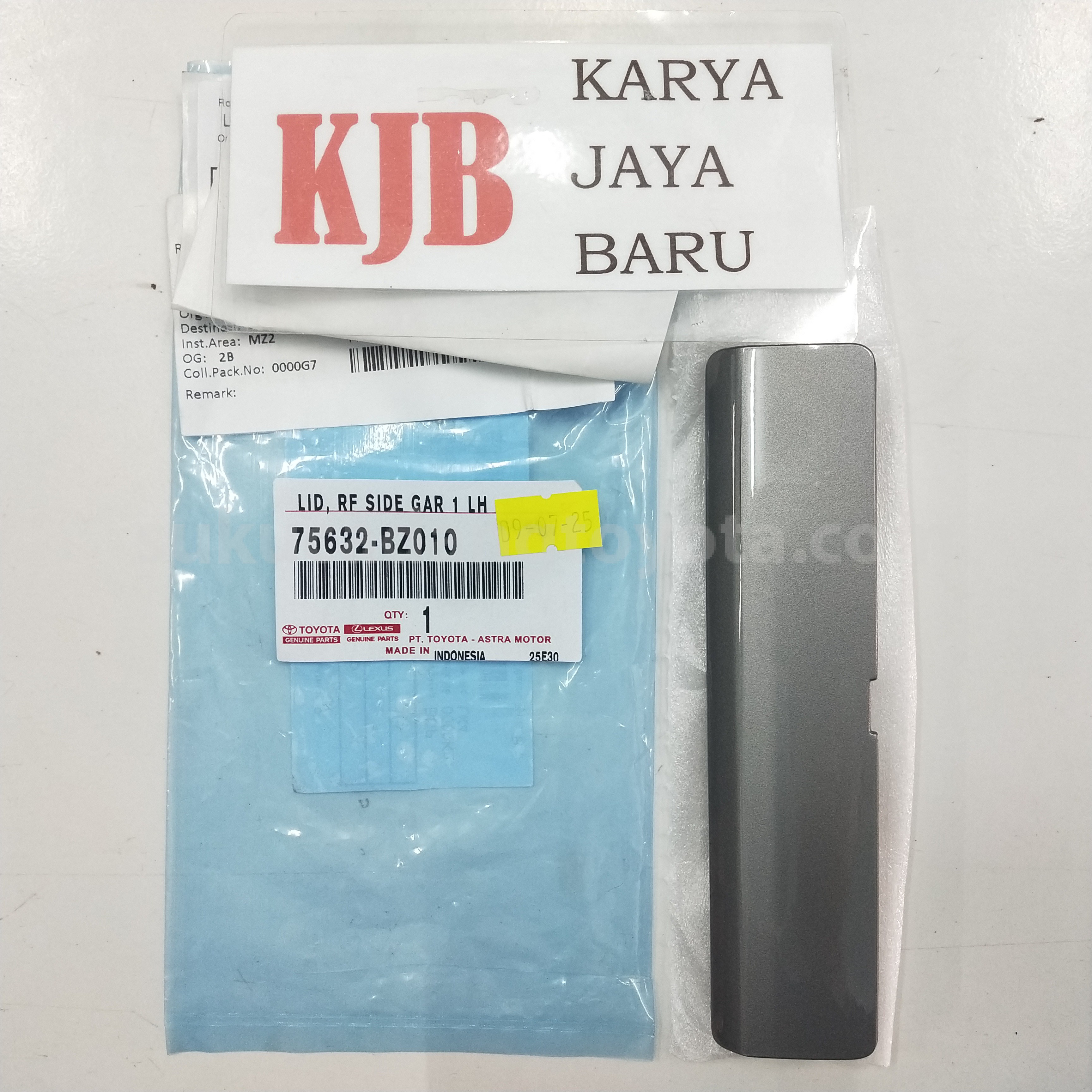 75632BZ010 LID, RF SIDE GAR 1 LH - TOYOTA