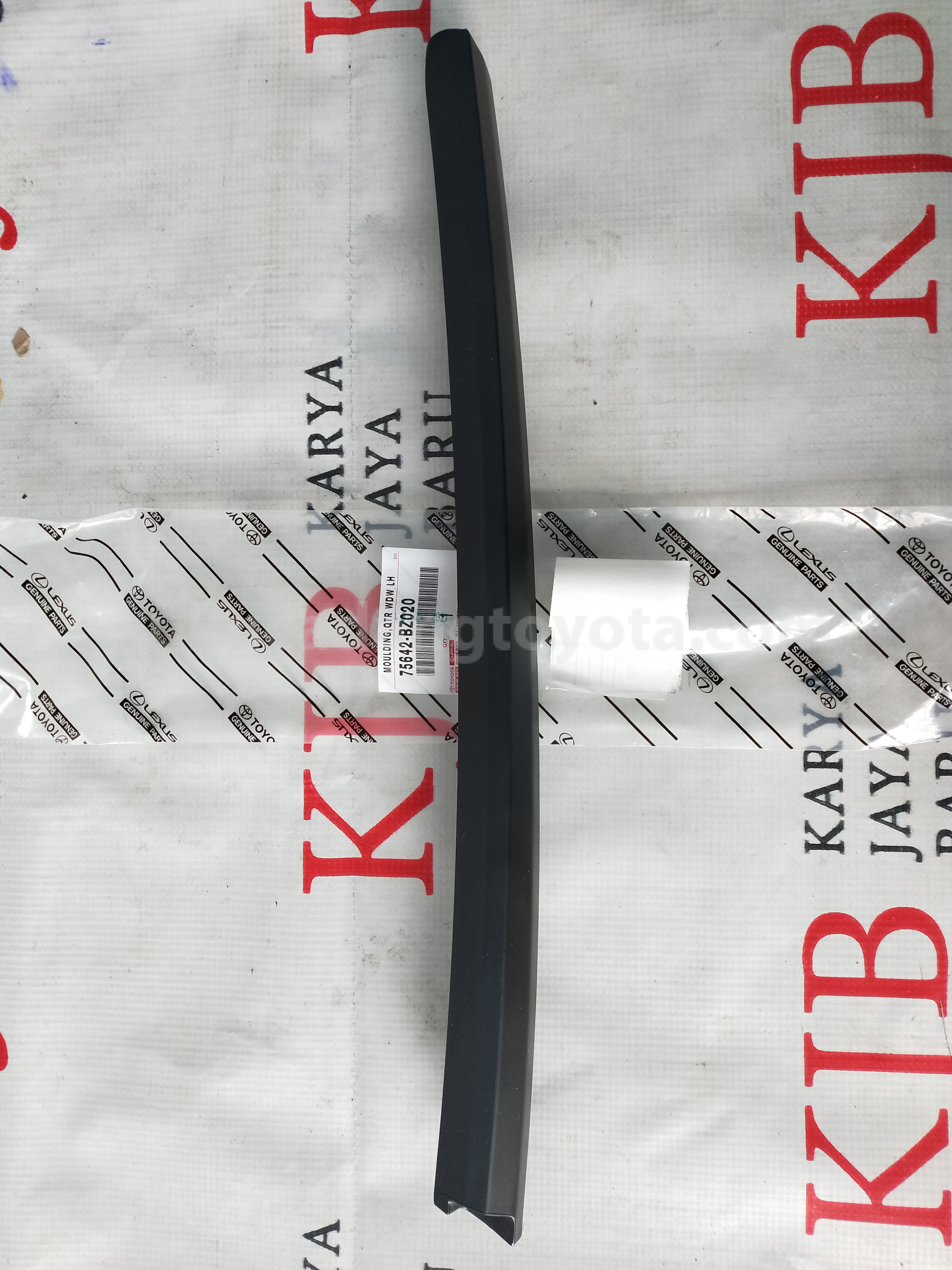 75641BZ020 MOULDING,QTR,FR RH - TOYOTA