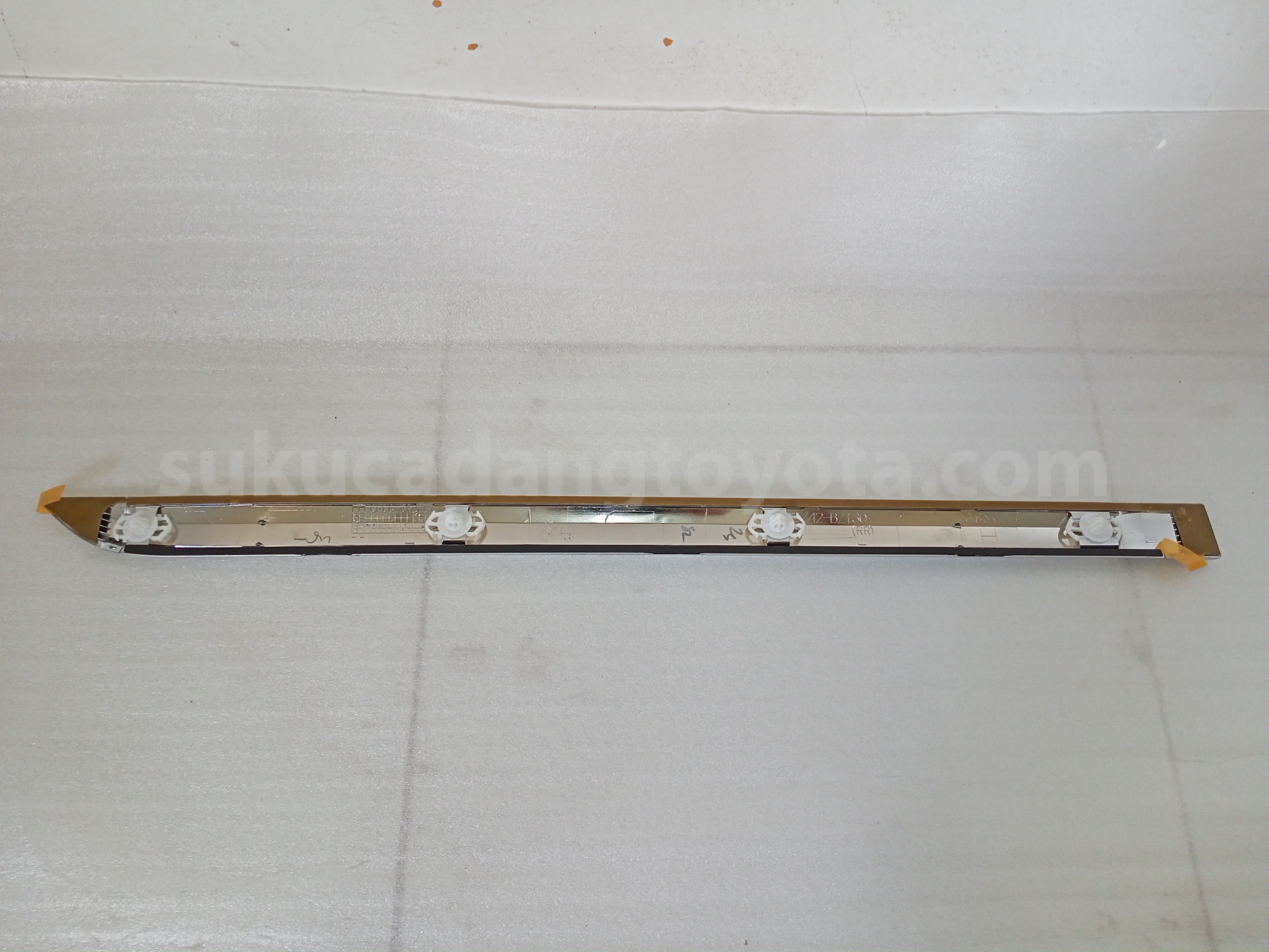 75742BZ130 MOULDING,RR DOOR LH - TOYOTA