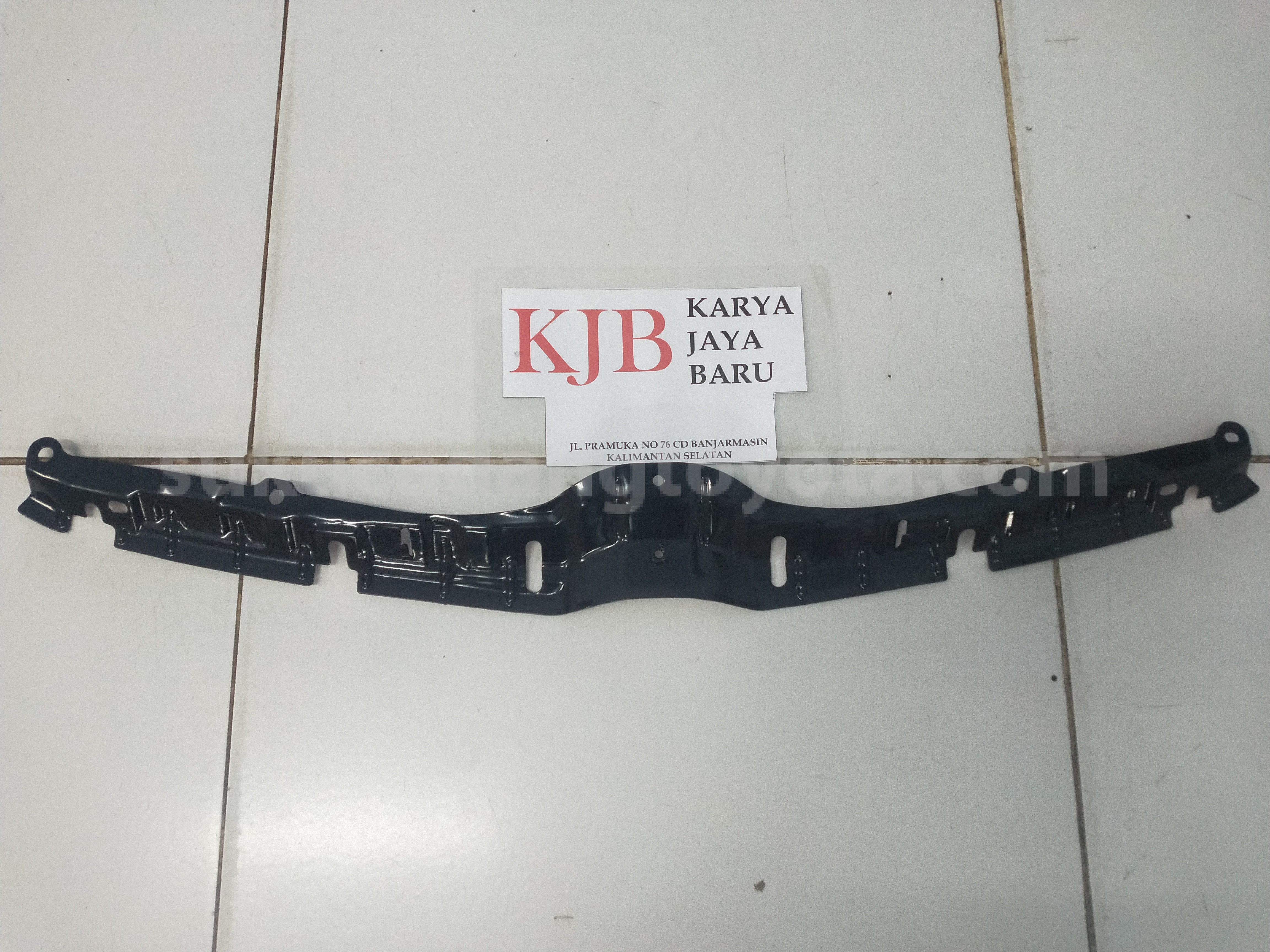 75786BZ030 RETAINER,HOOD FR - TOYOTA