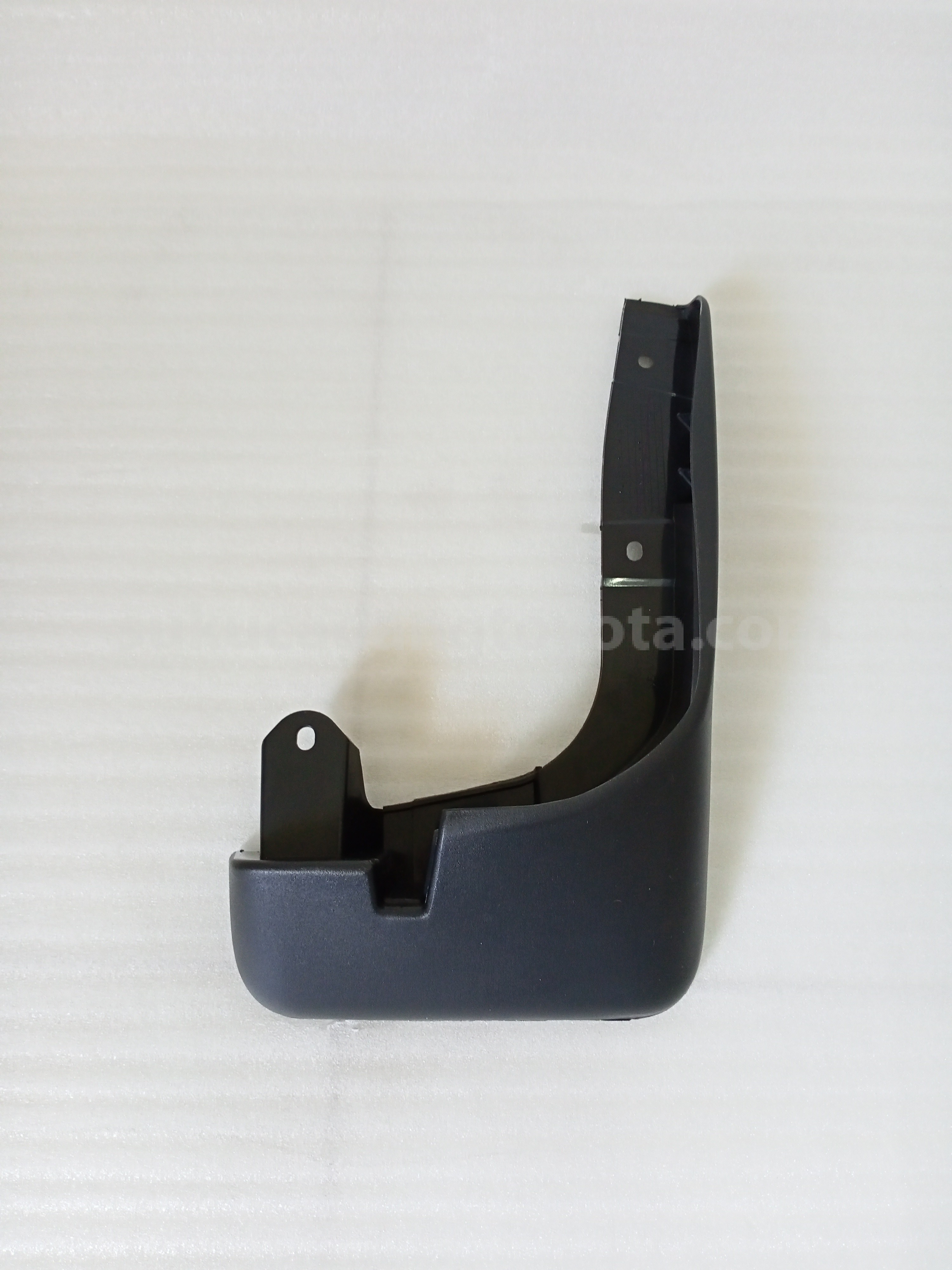 76621BZ030 MUDGUARD,FR FNDER,RH - TOYOTA