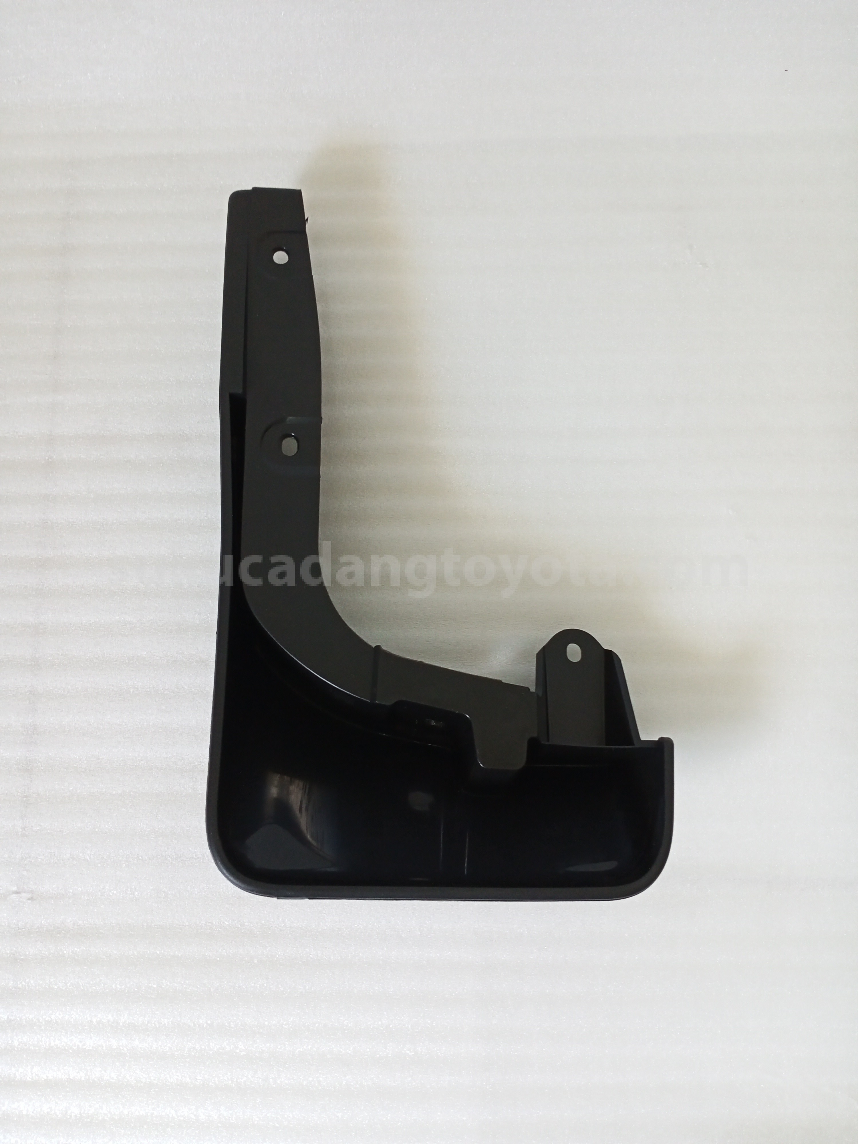 76621BZ030 MUDGUARD,FR FNDER,RH - TOYOTA