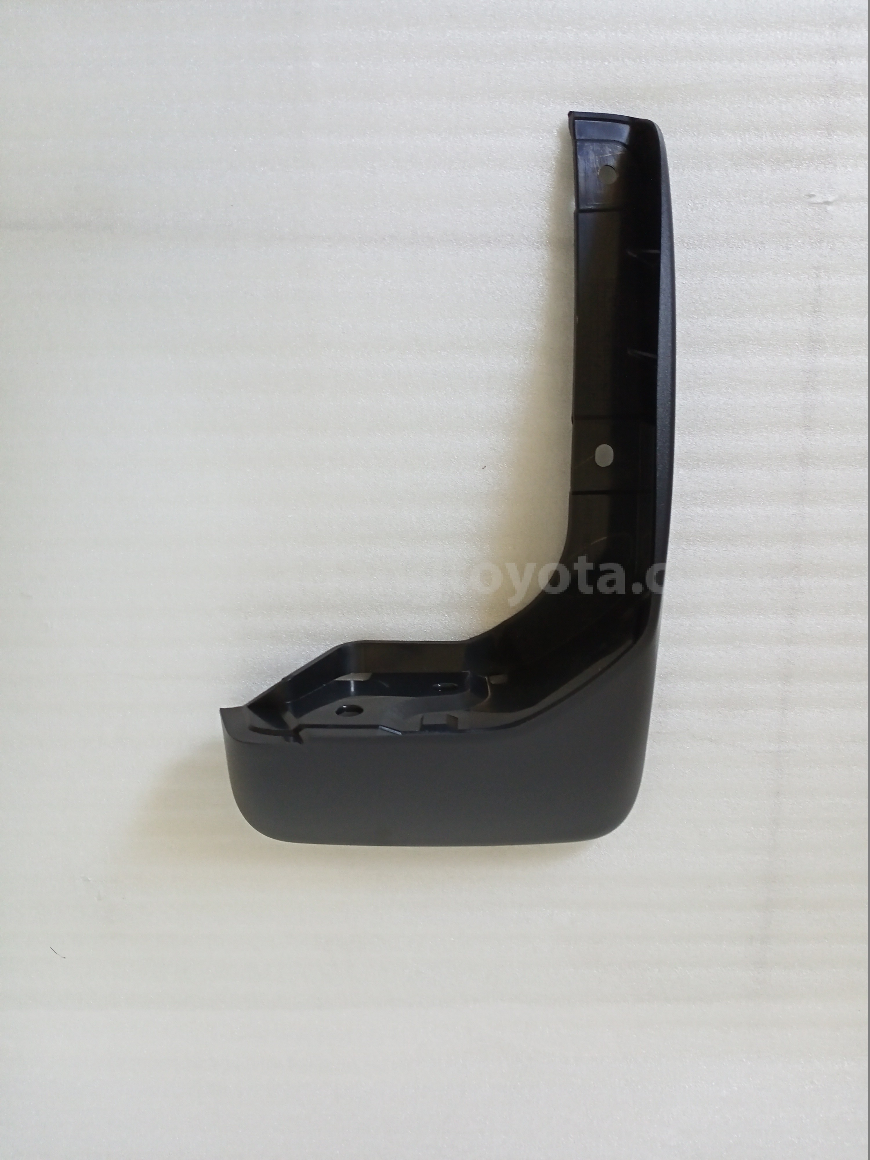 76625BZ020 MUDGUARD,QTR PNL,RH - TOYOTA