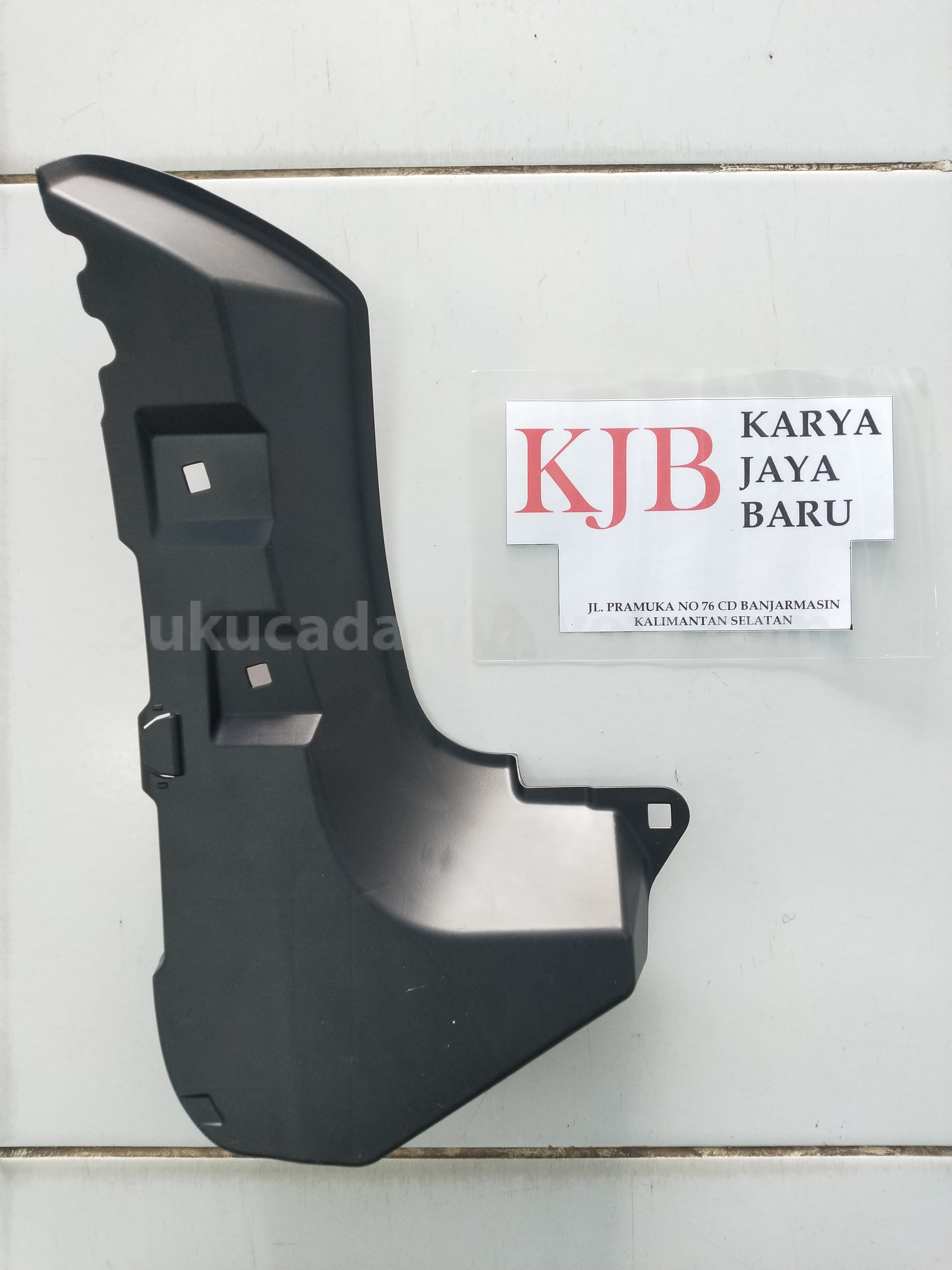 766470K130 SUPPORT, RR BODY, RH - TOYOTA