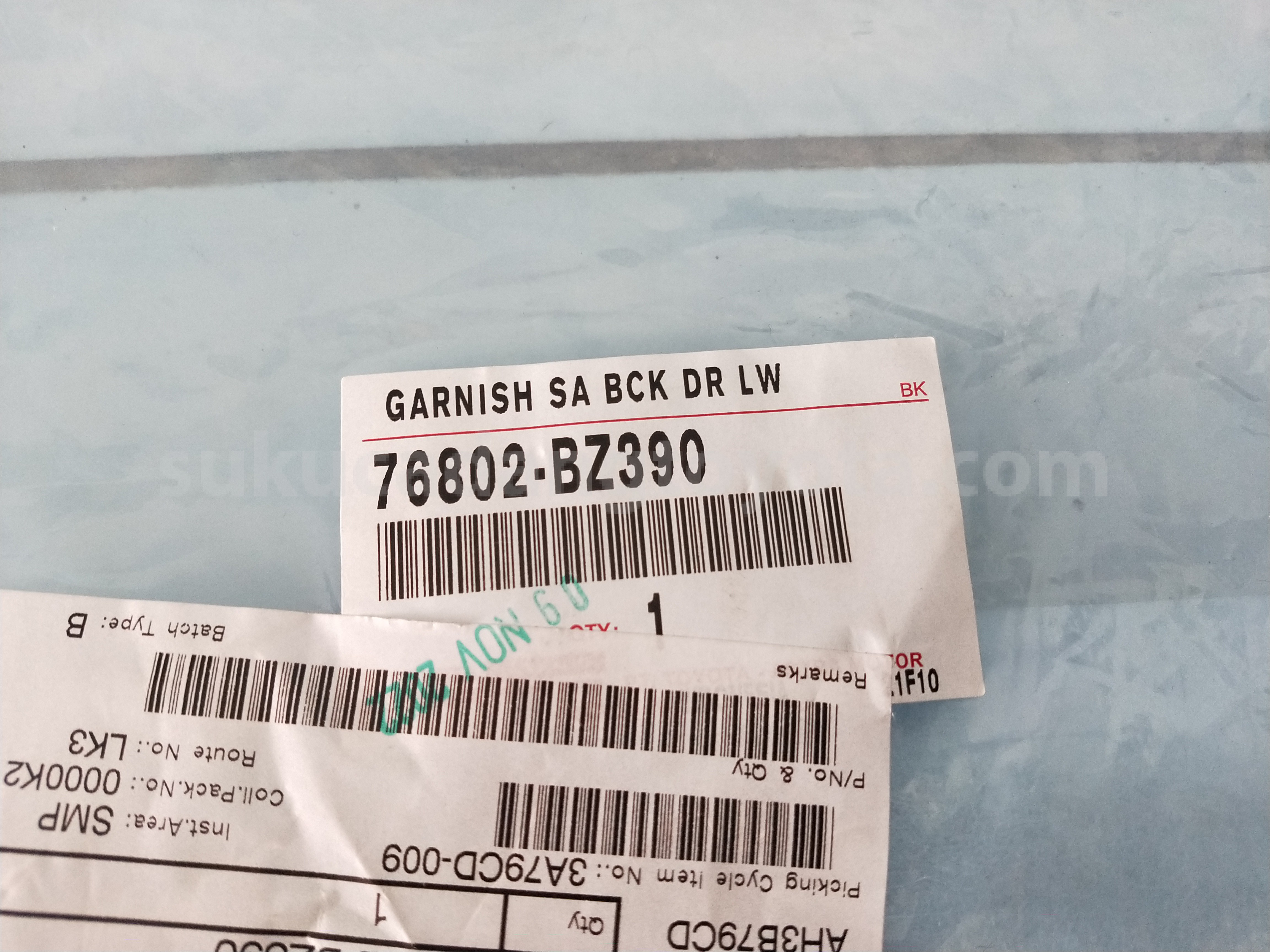 76802BZ390 GARNISH SA BCK DR LW - TOYOTA
