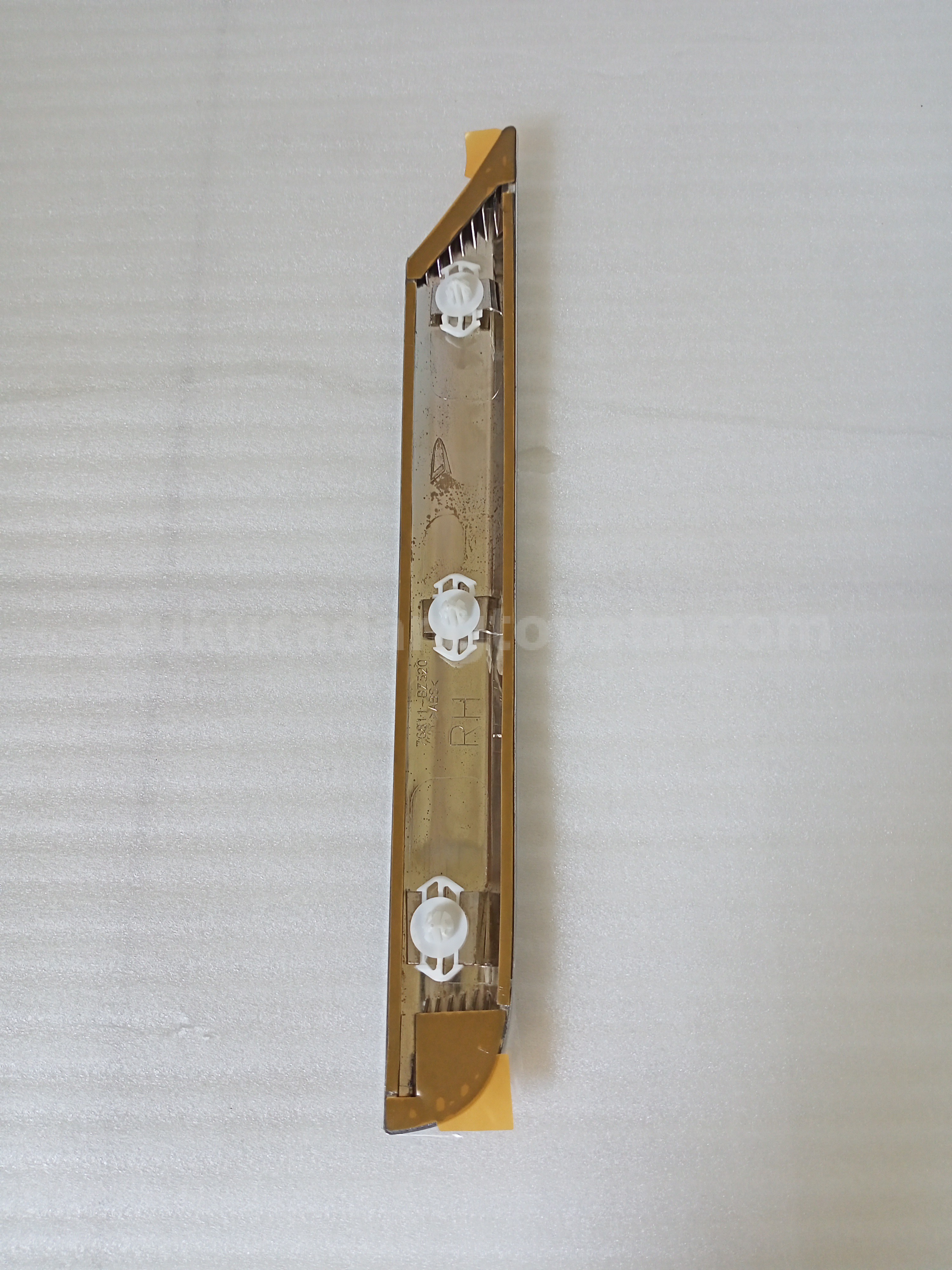 76811BZ320 GARNISH LUG COM OUTS - TOYOTA