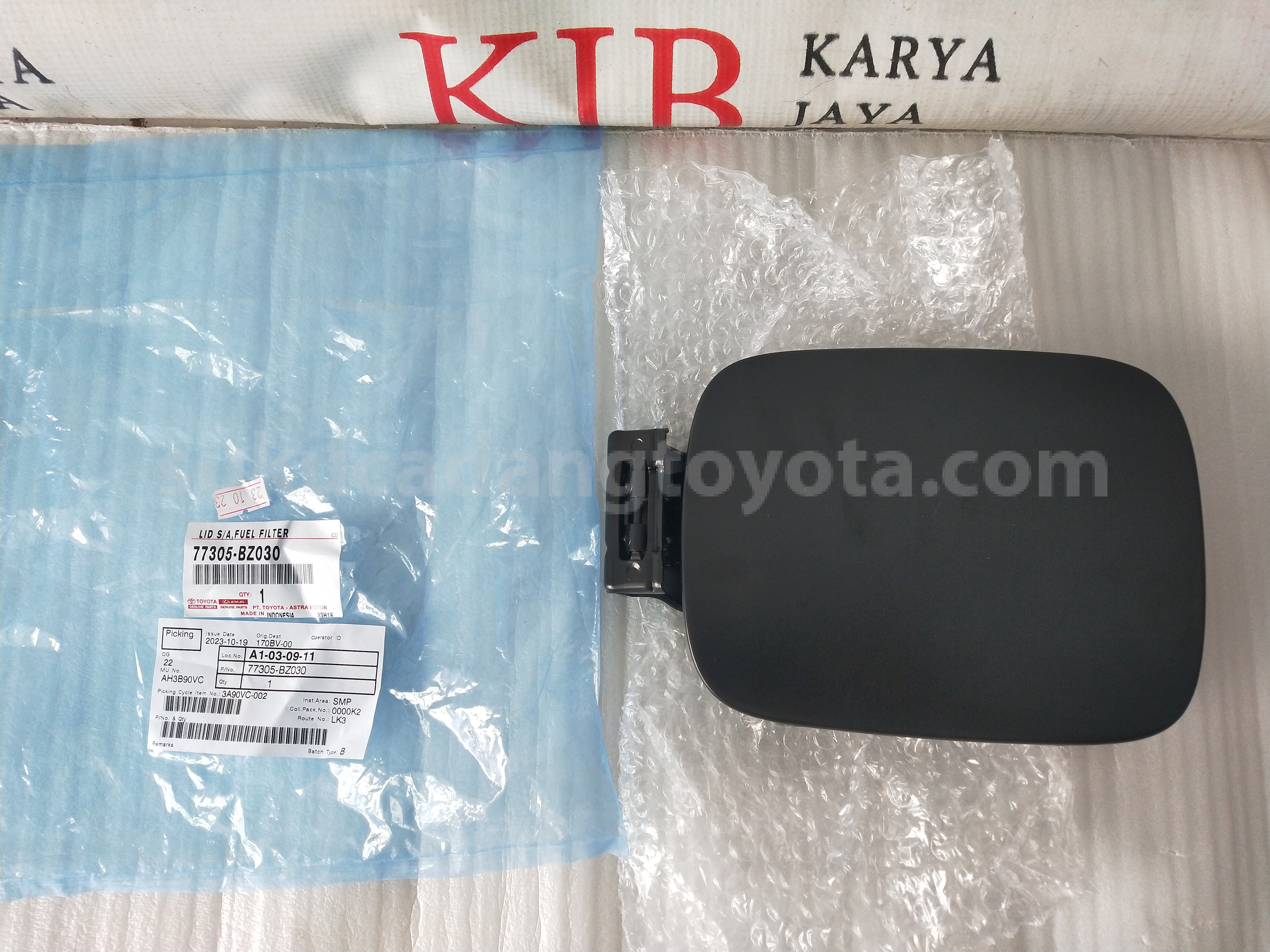 77305BZ030 LID S/A,FUEL FILTER - TOYOTA