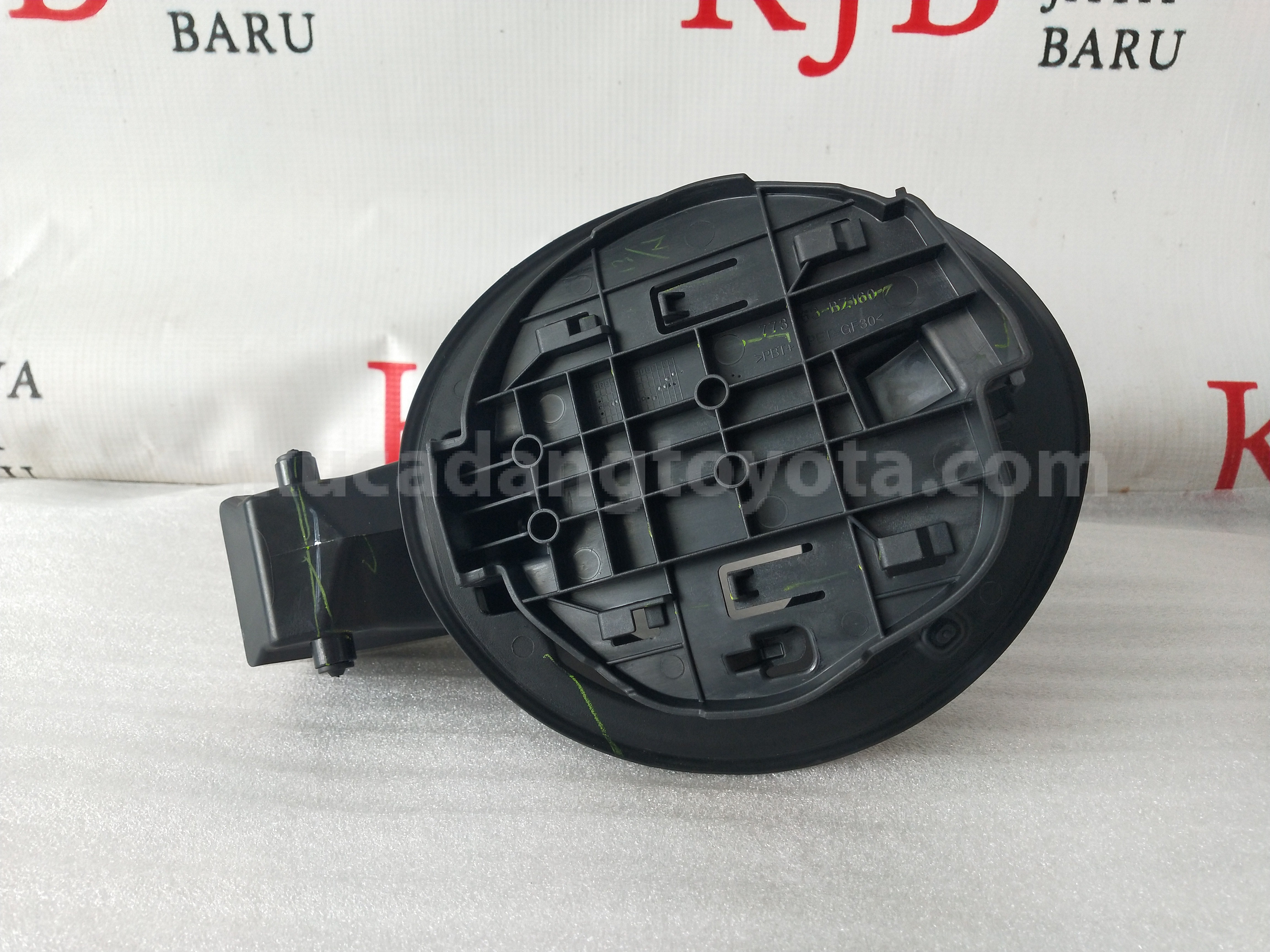 77308BZ040 HINGE SA, FUEL FILLER LID - TOYOTA