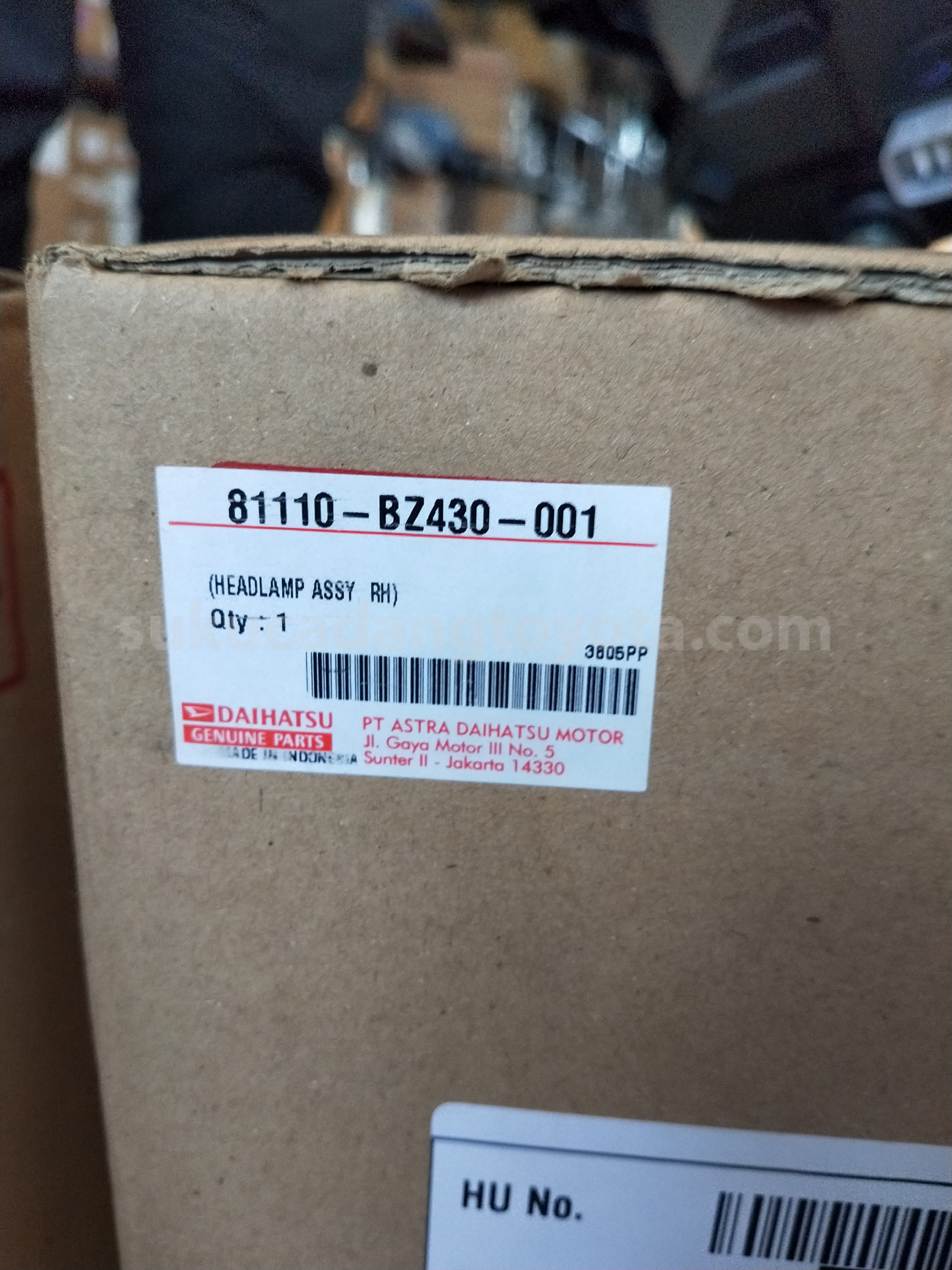 81110BZ430 HEADLAMP ASSY, RH - TOYOTA
