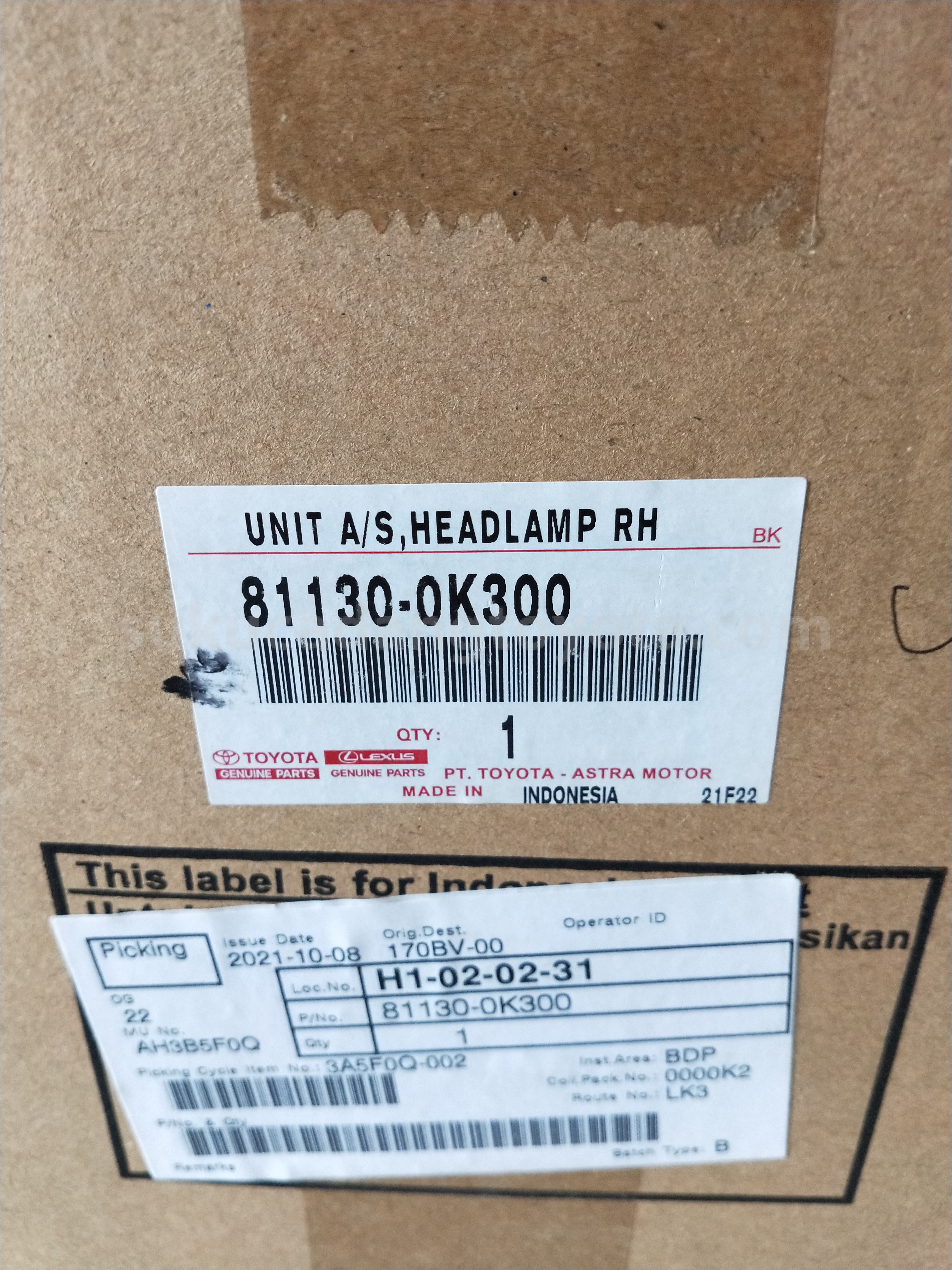 811300K300 UNIT A/S,HEADLAMP RH - TOYOTA