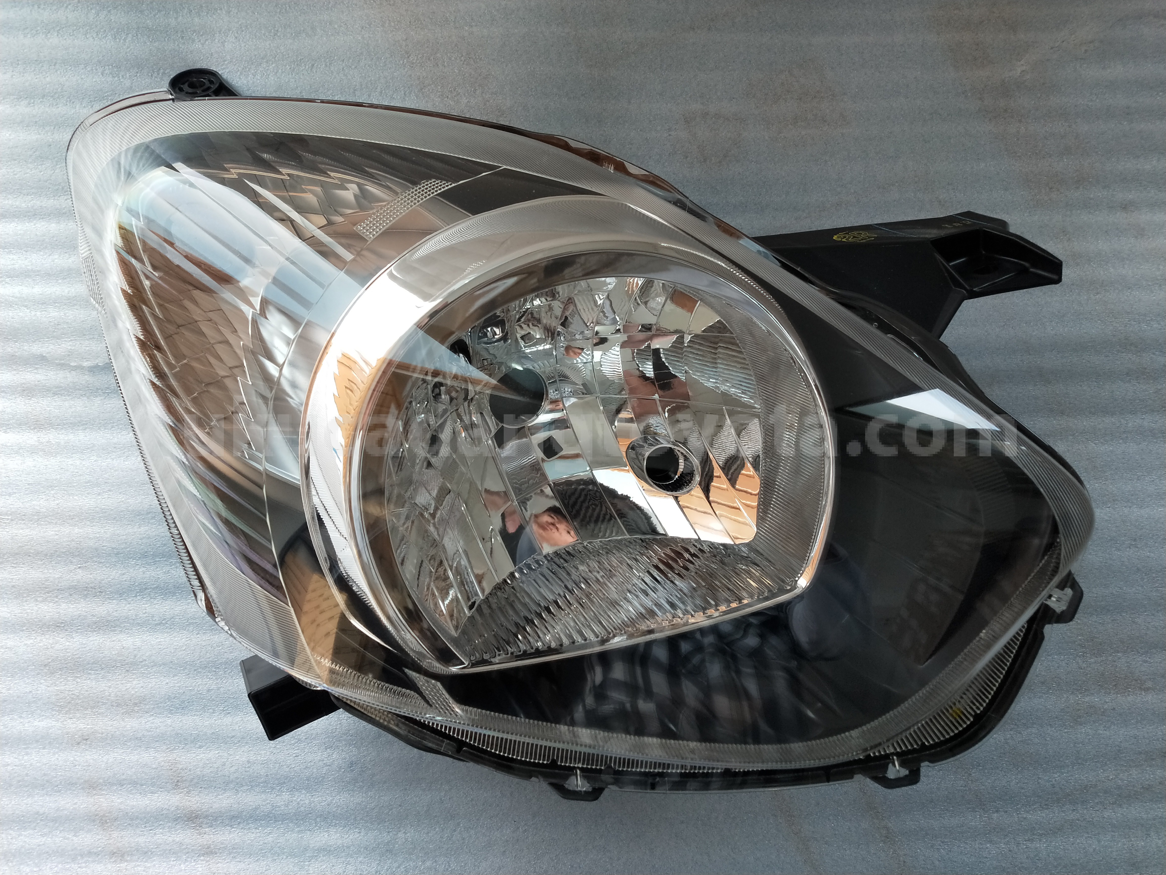 81130BZ170 UNIT A/S HEADLAMP RH - TOYOTA