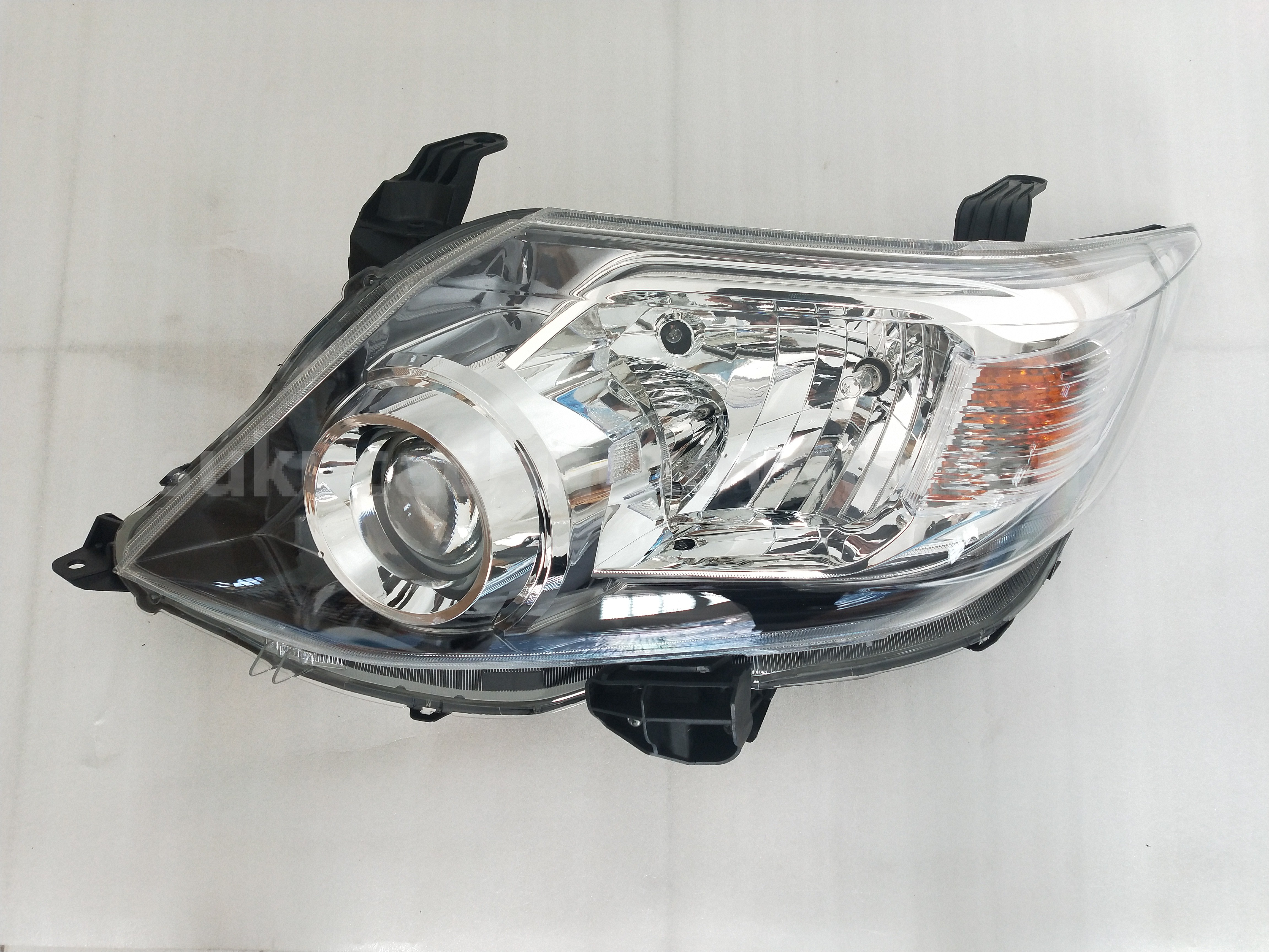 811500K460 HEADLAMP ASSY, LH - TOYOTA