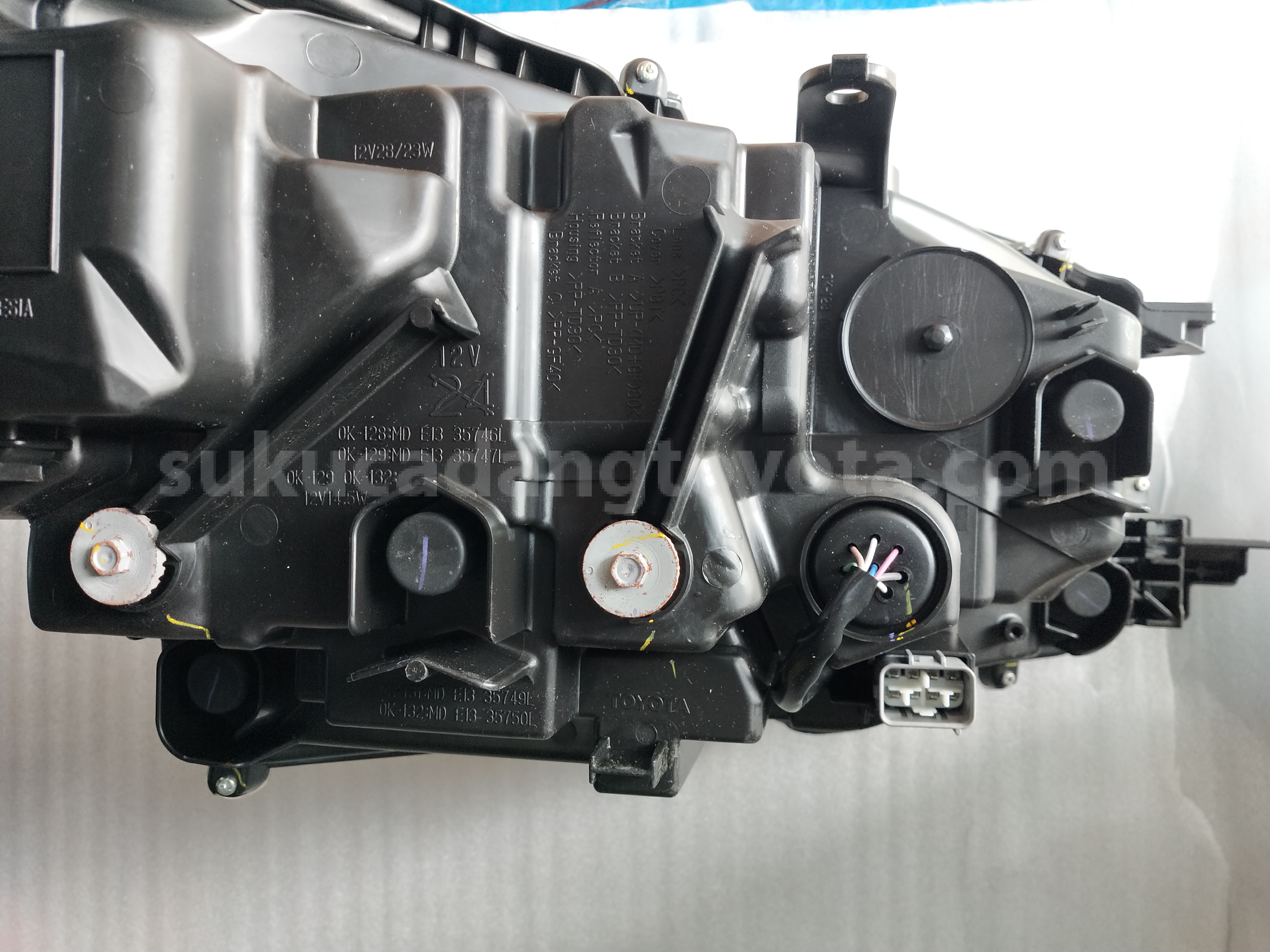 811500KM00 HEADLAMP ASSY, LH - TOYOTA