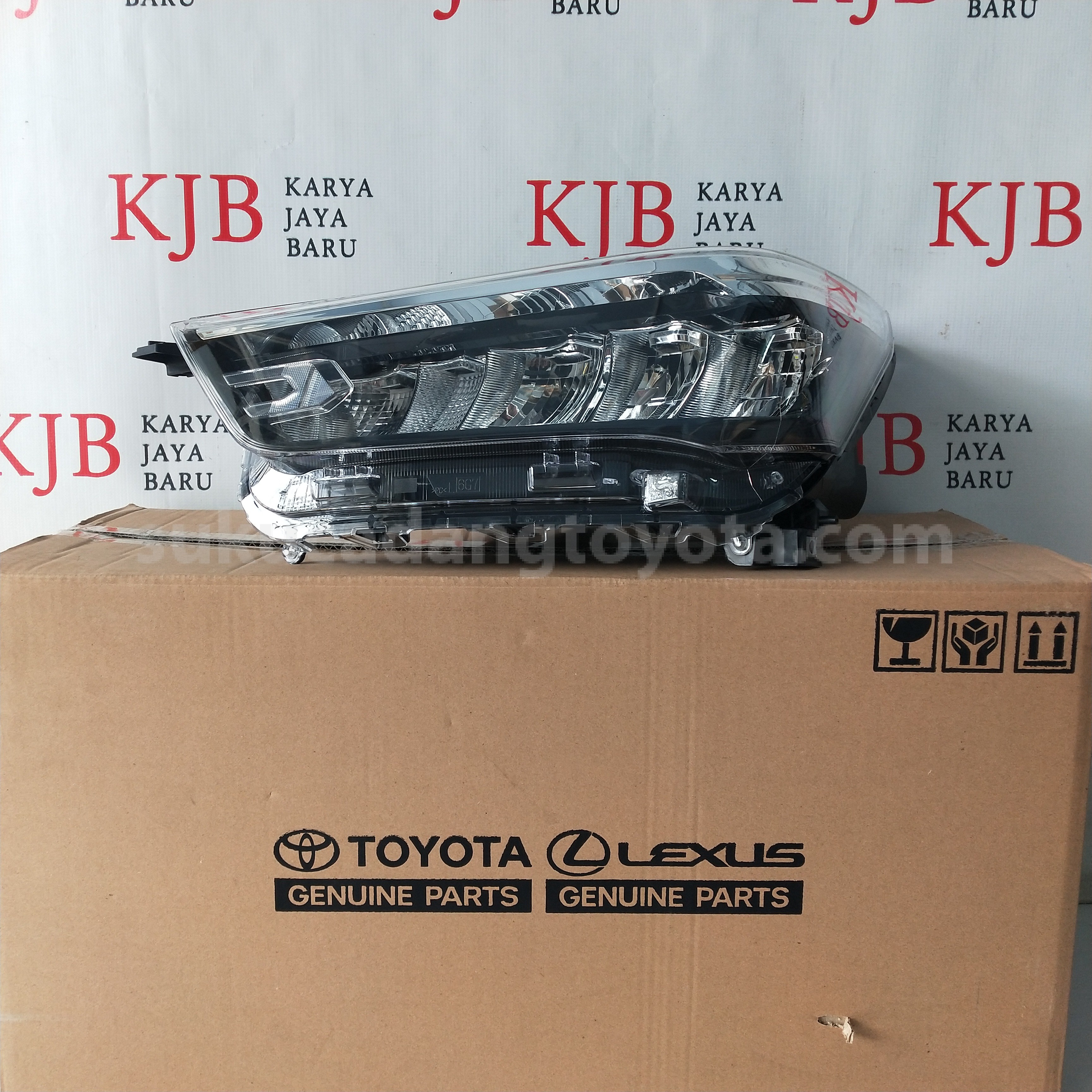 81150BZ800 HEADLAMP ASSY, LH - TOYOTA