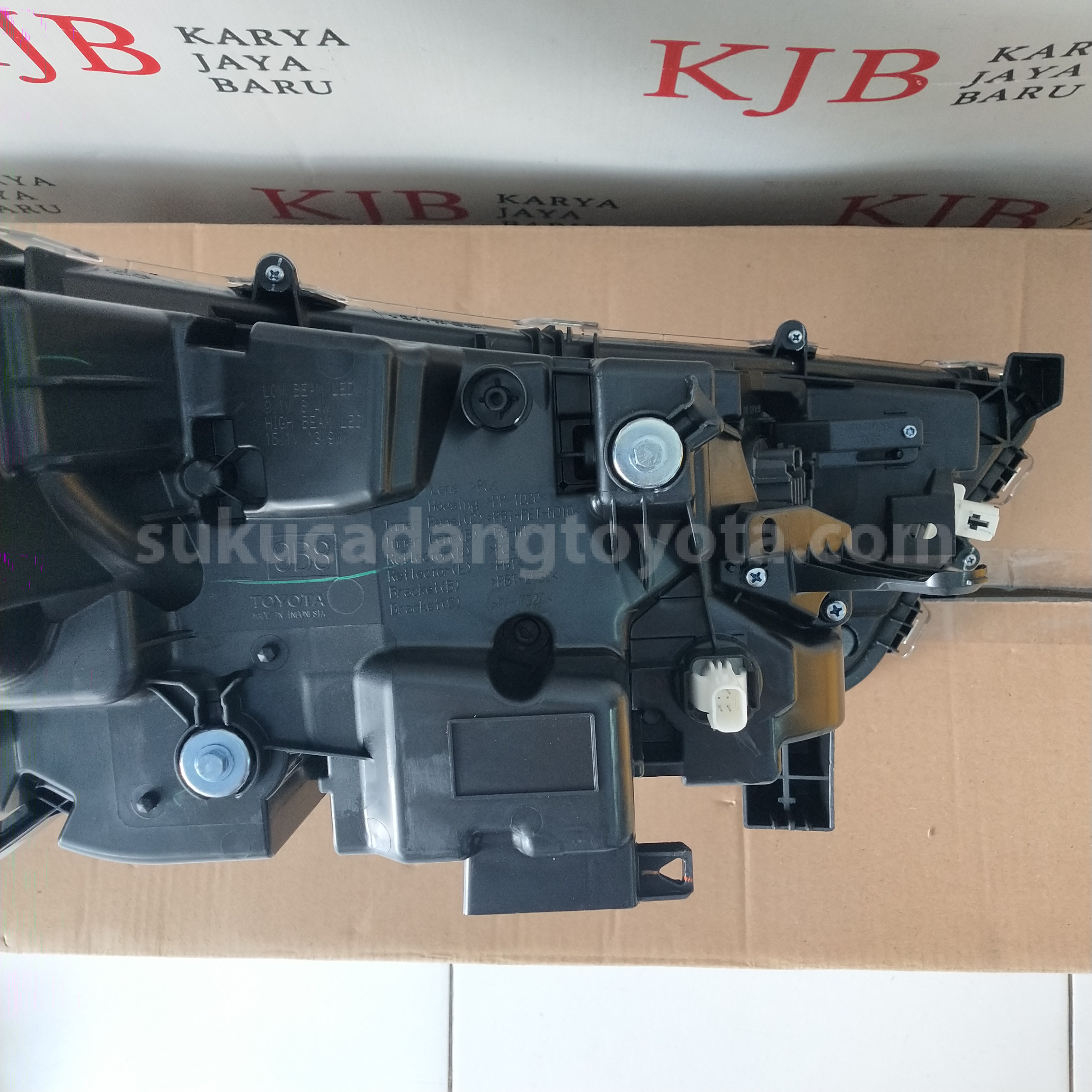81150VT040 HEADLAMP ASSY, LH - TOYOTA