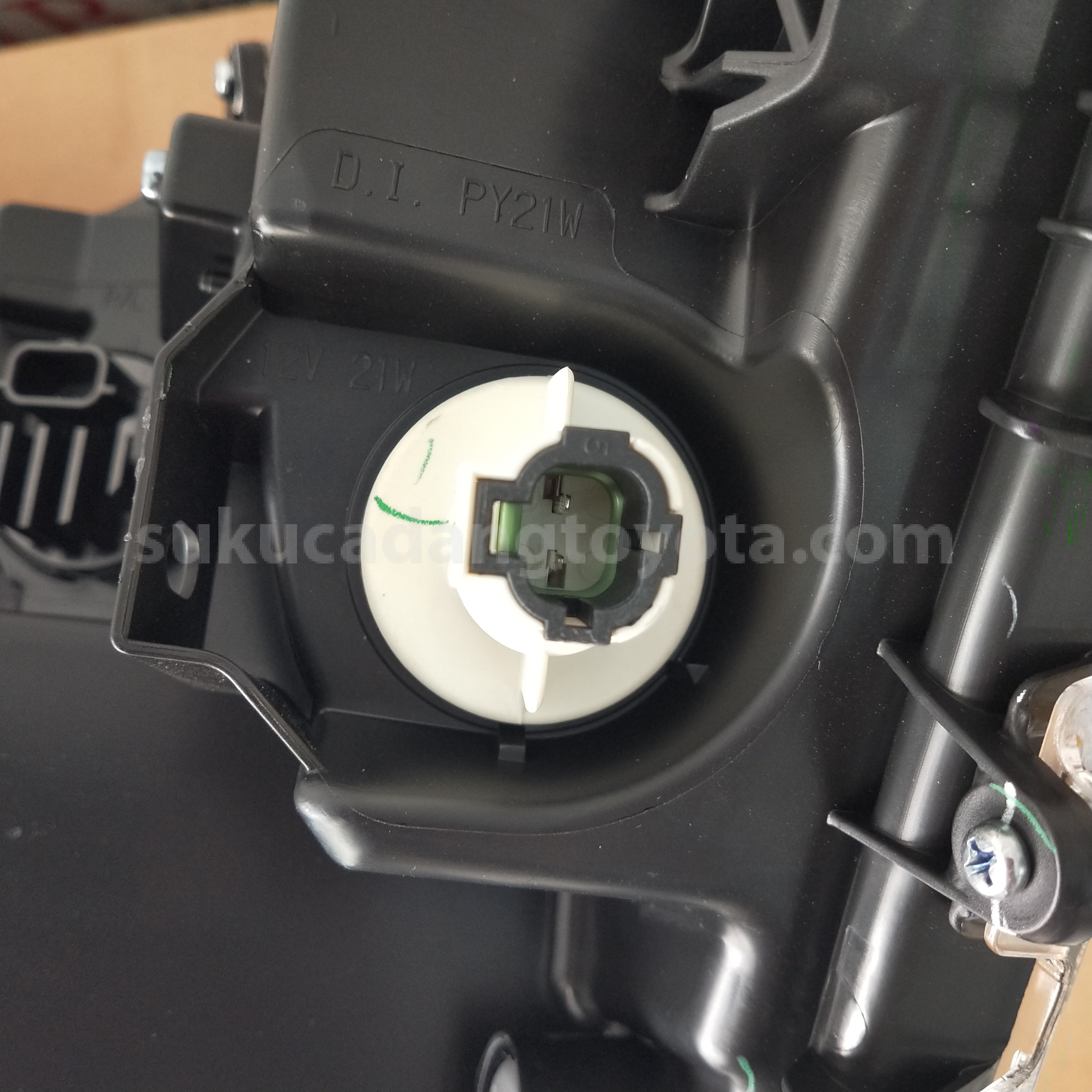 81150VT040 HEADLAMP ASSY, LH - TOYOTA