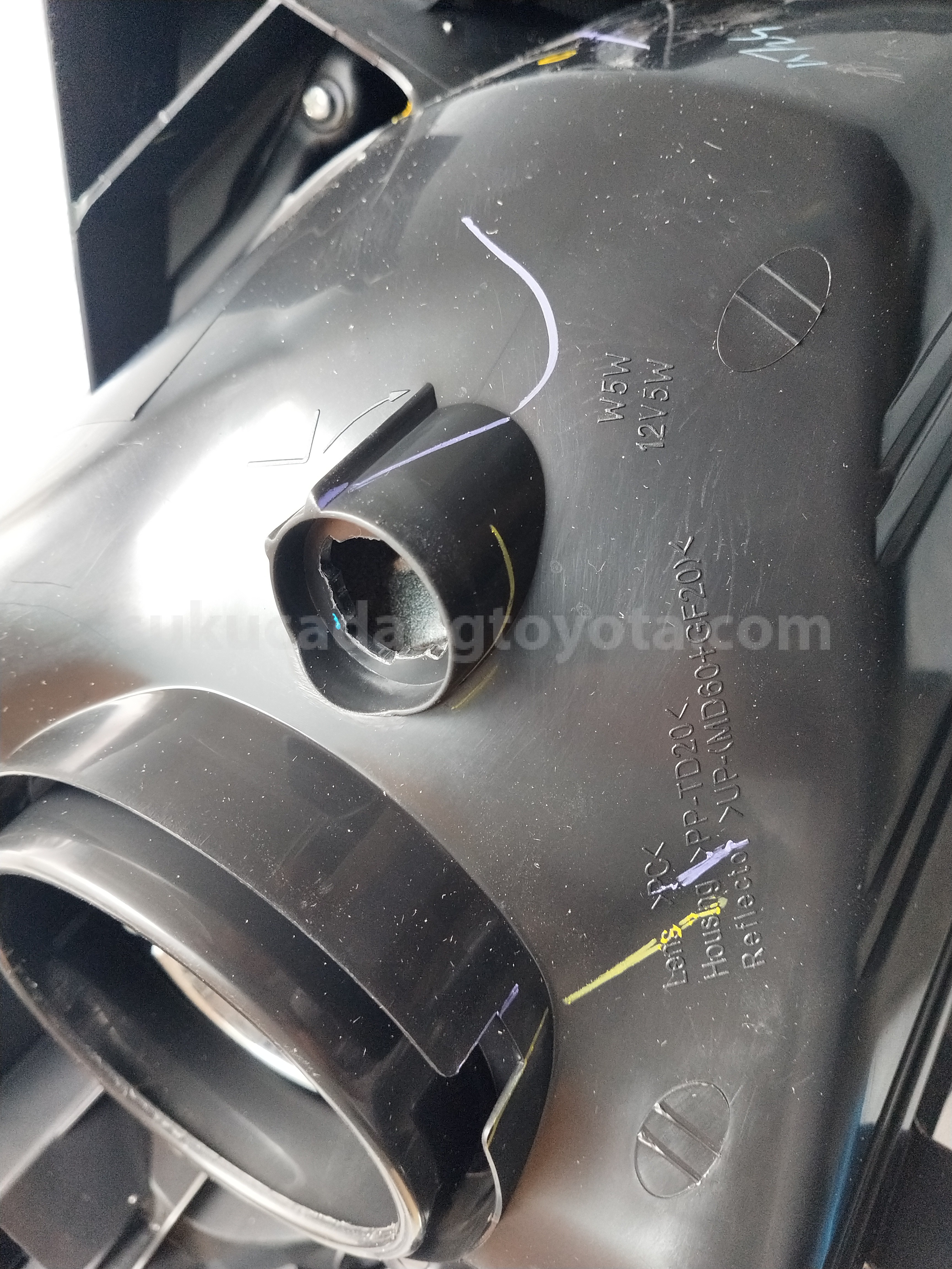 81170BZ170 UNIT A/S HEADLAMP LH - TOYOTA
