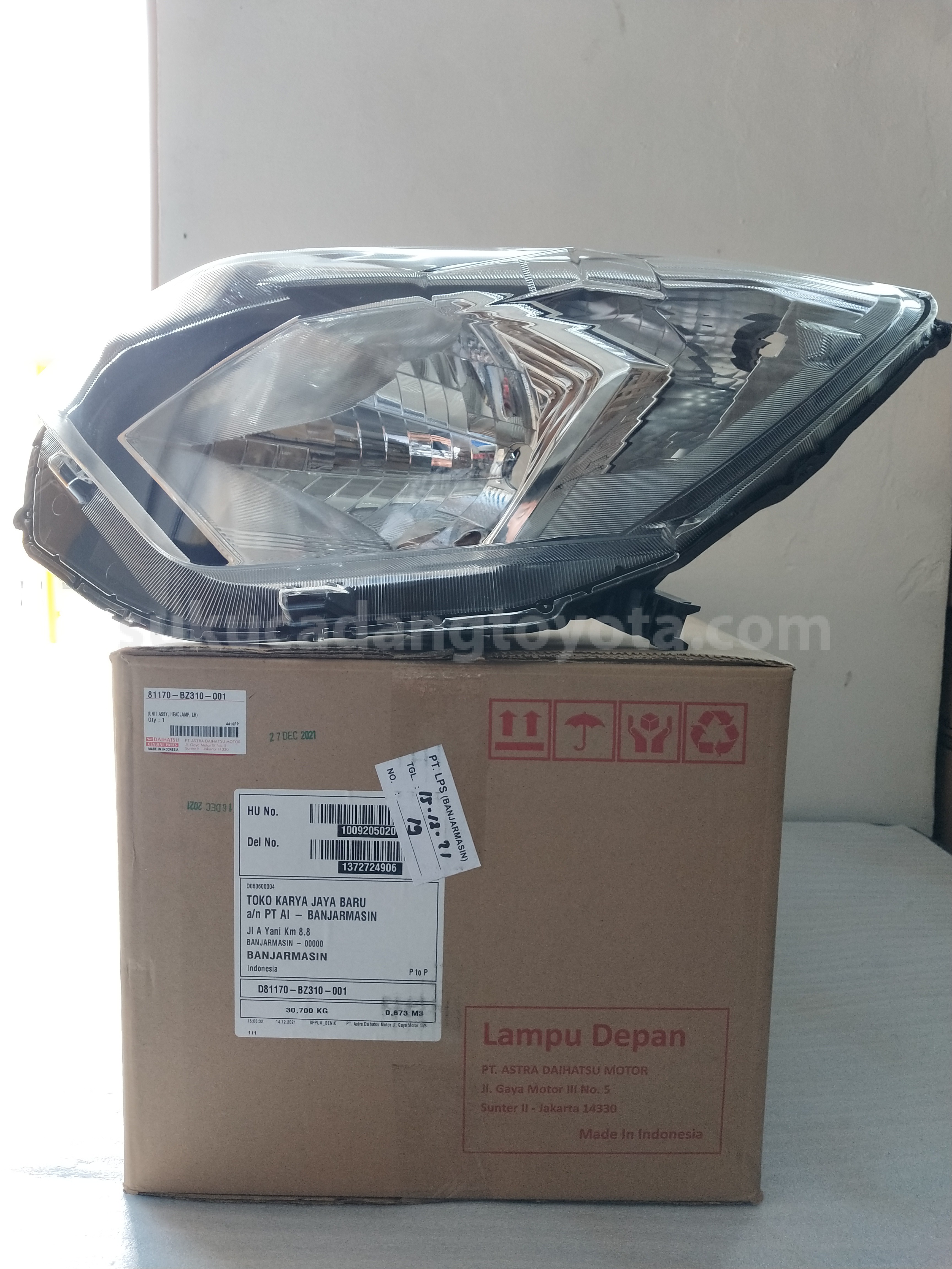 81170BZ310 UNIT A/S HEADLAMP LH - TOYOTA