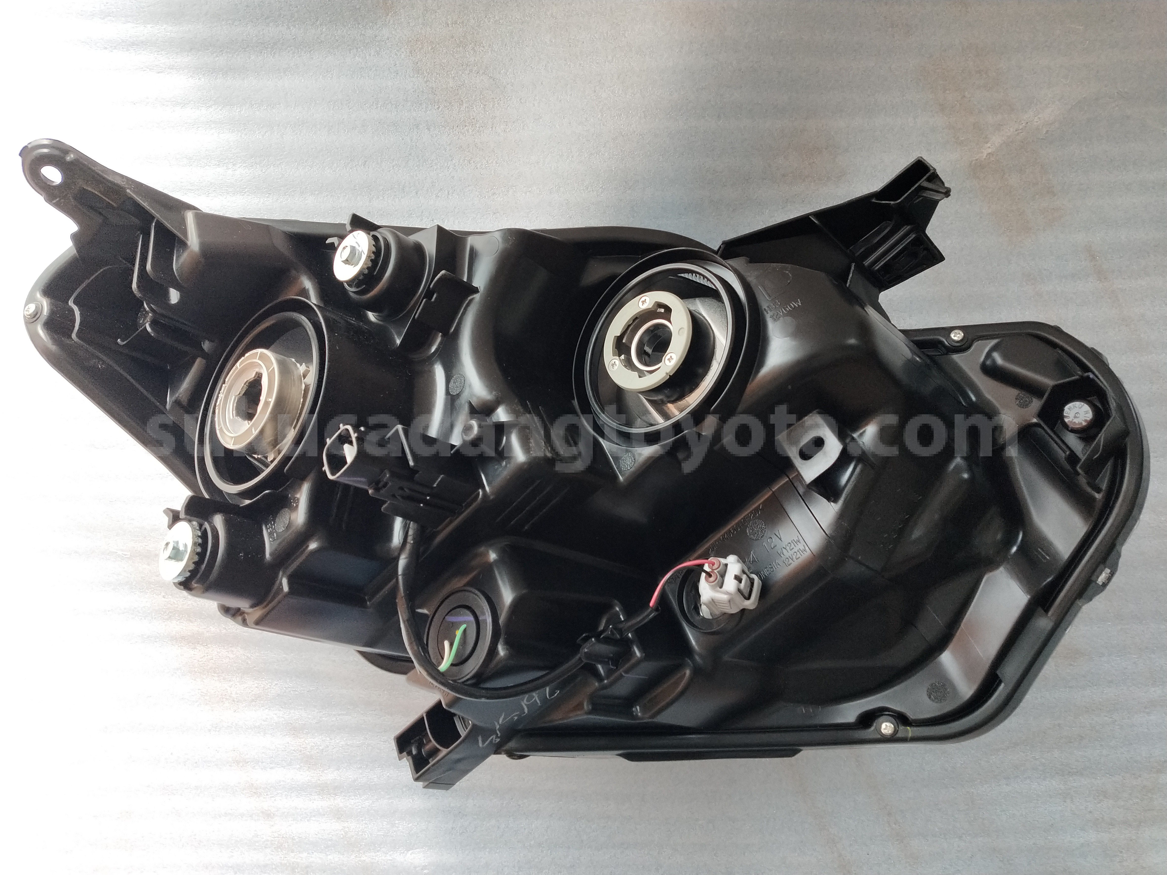 81170BZ350 UNIT A/S HEADLAMP LH - TOYOTA