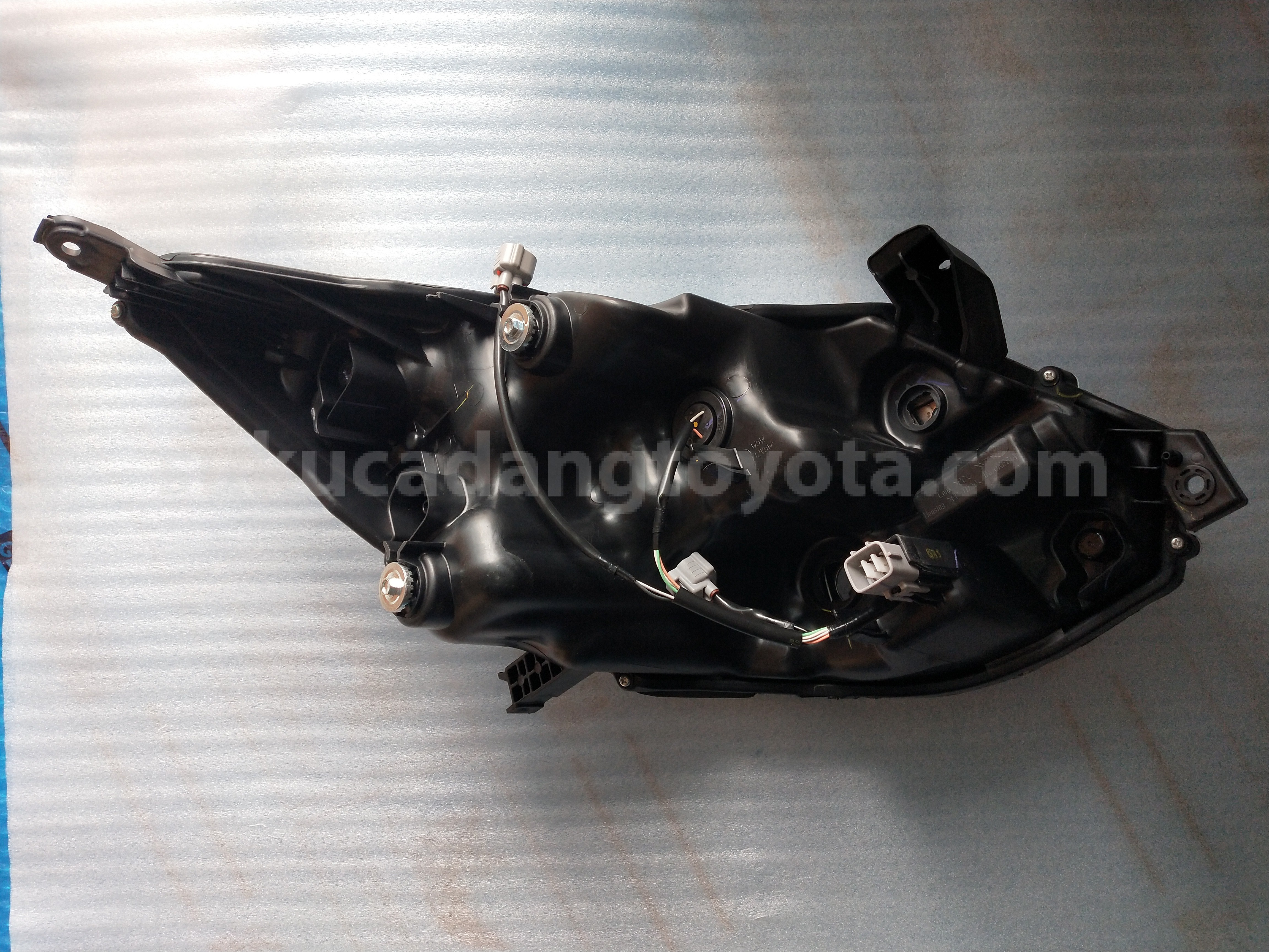 81170BZ400 UNIT A/S HEADLAMP LH - TOYOTA