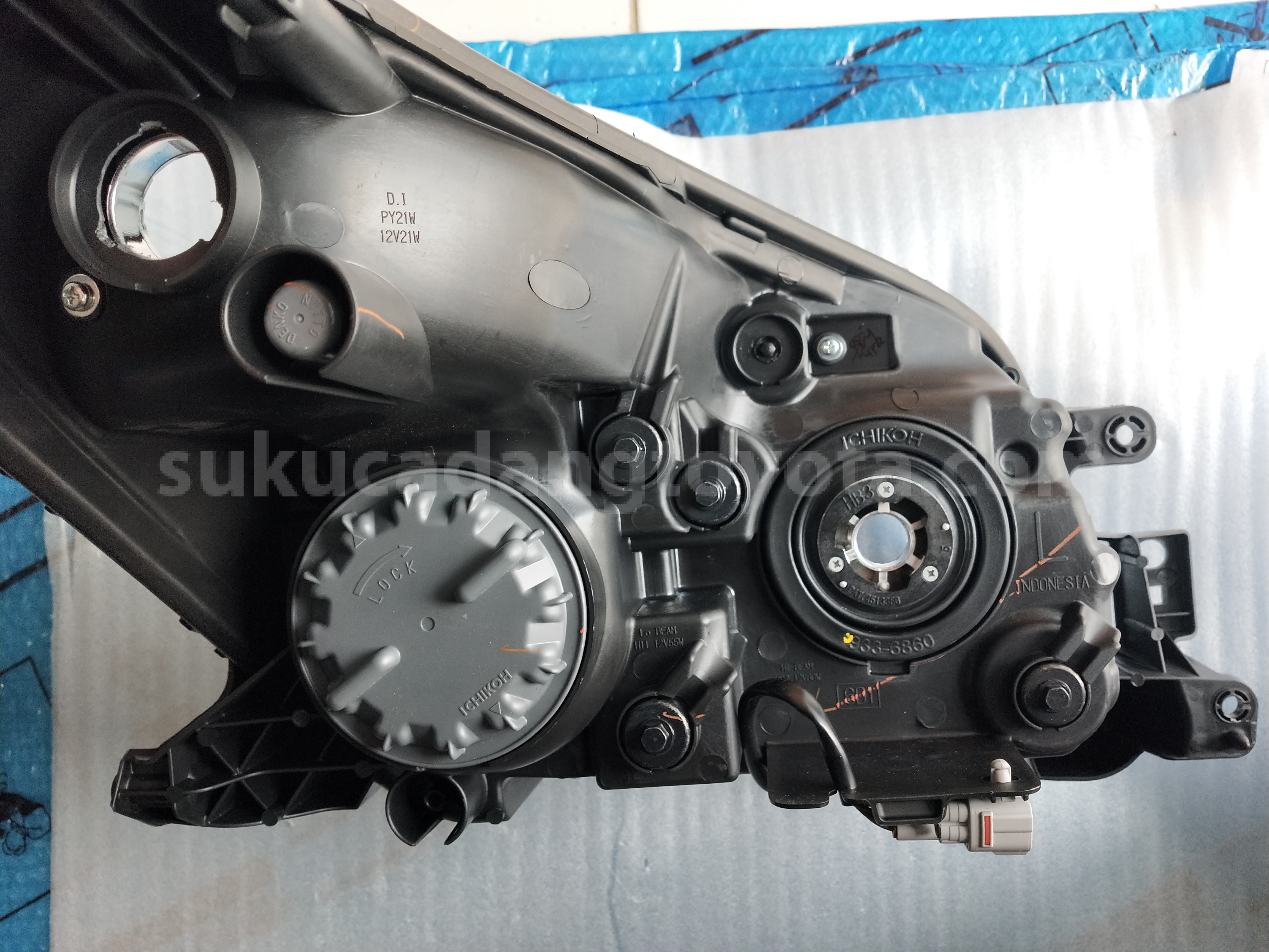 81170BZ520 UNIT A/S HEADLAMP LH - TOYOTA