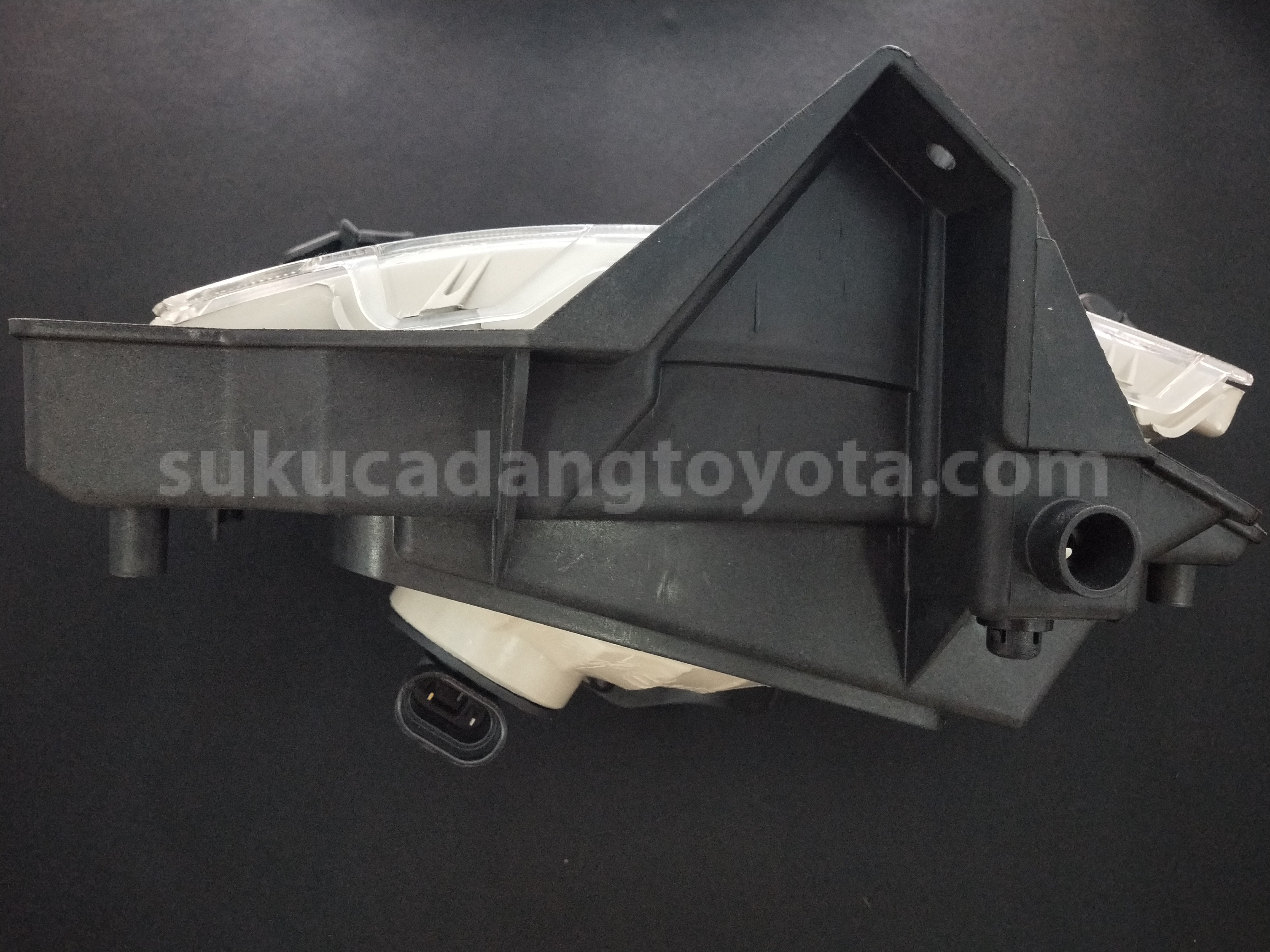812100K031 LAMP A/S FOG W/BR RH - TOYOTA