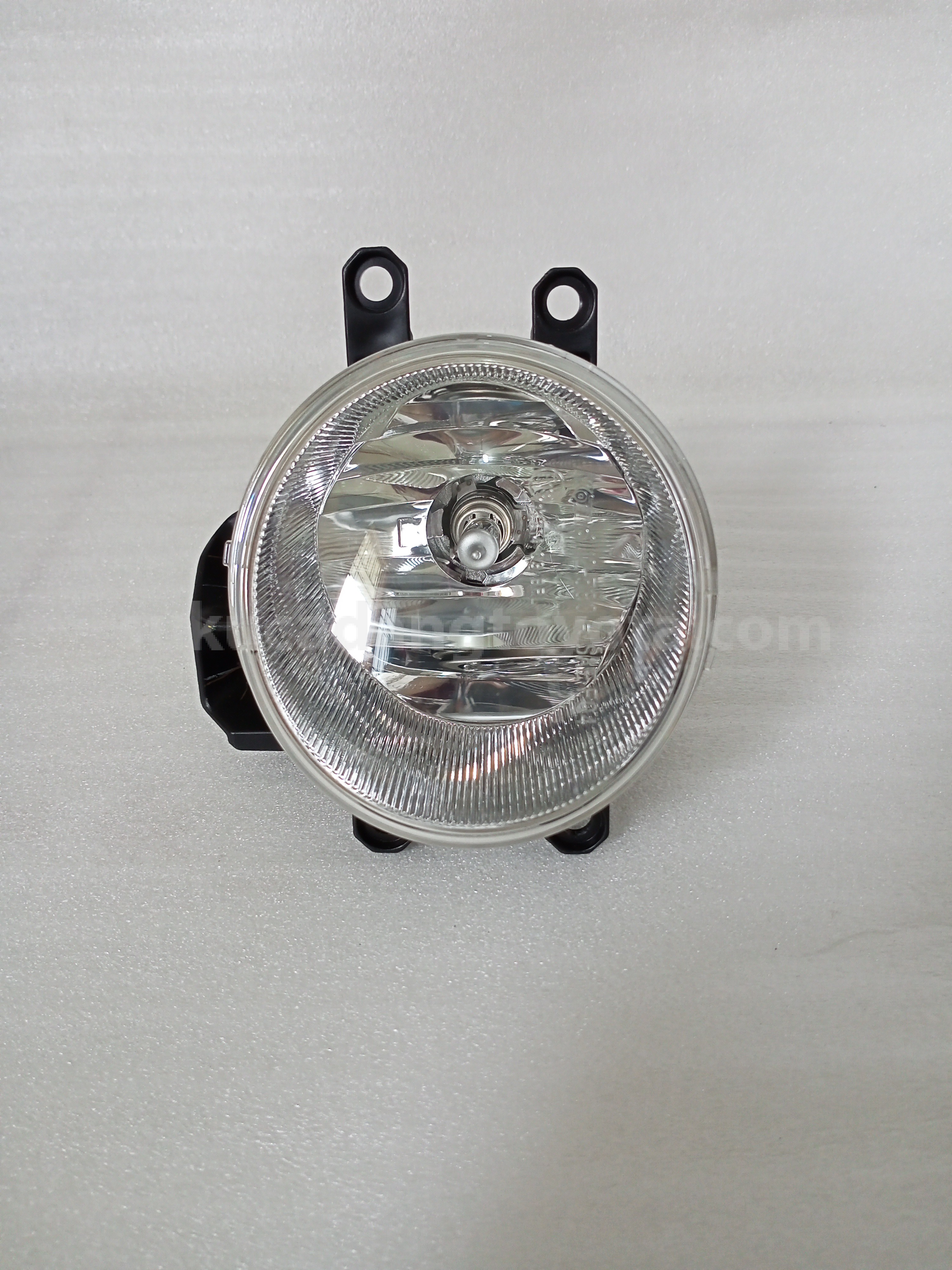 812100K130 LAMP ASSY, FOG RH - TOYOTA