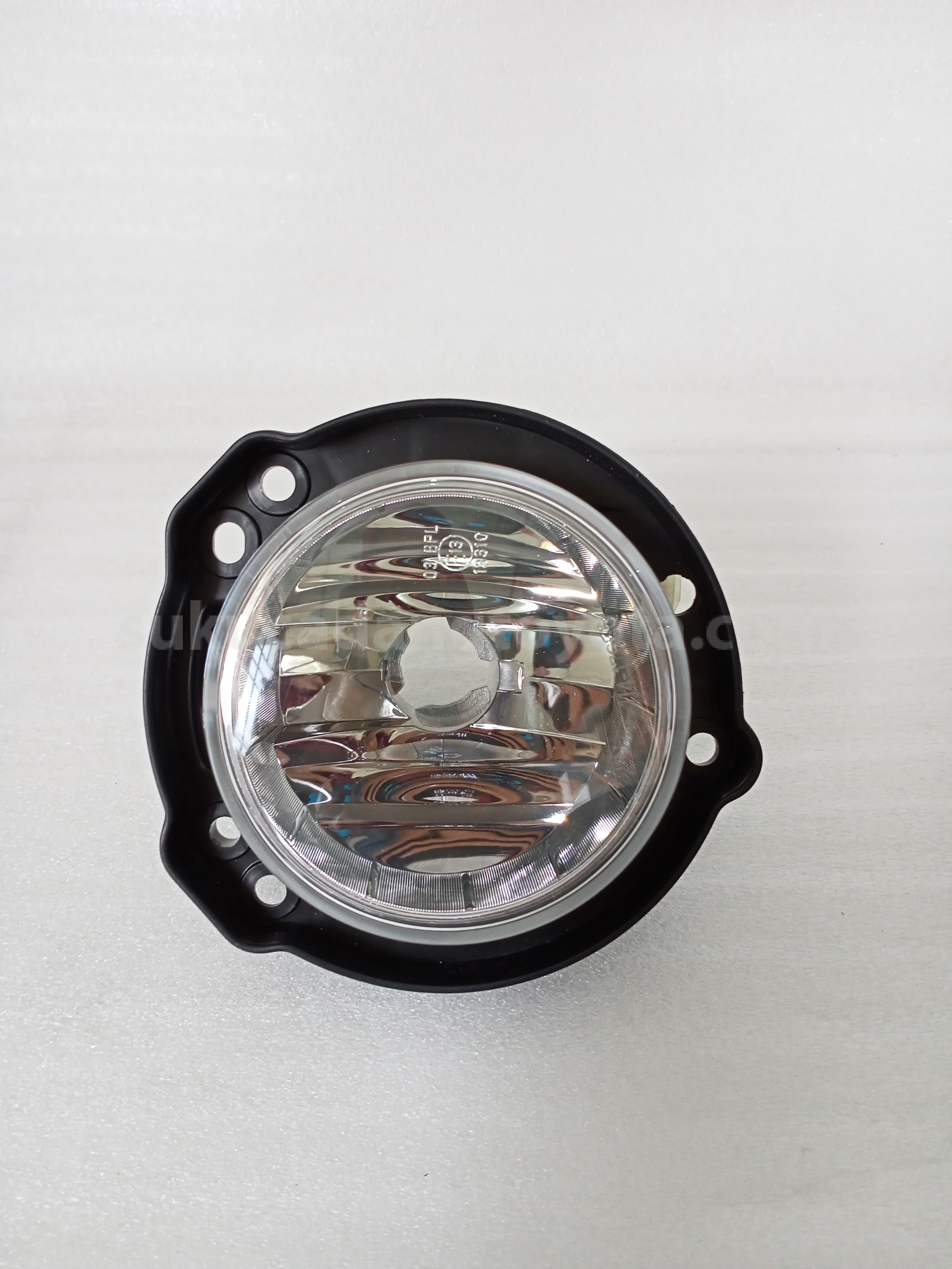 81211BZ060 LAMP UNIT,FOG RH - TOYOTA