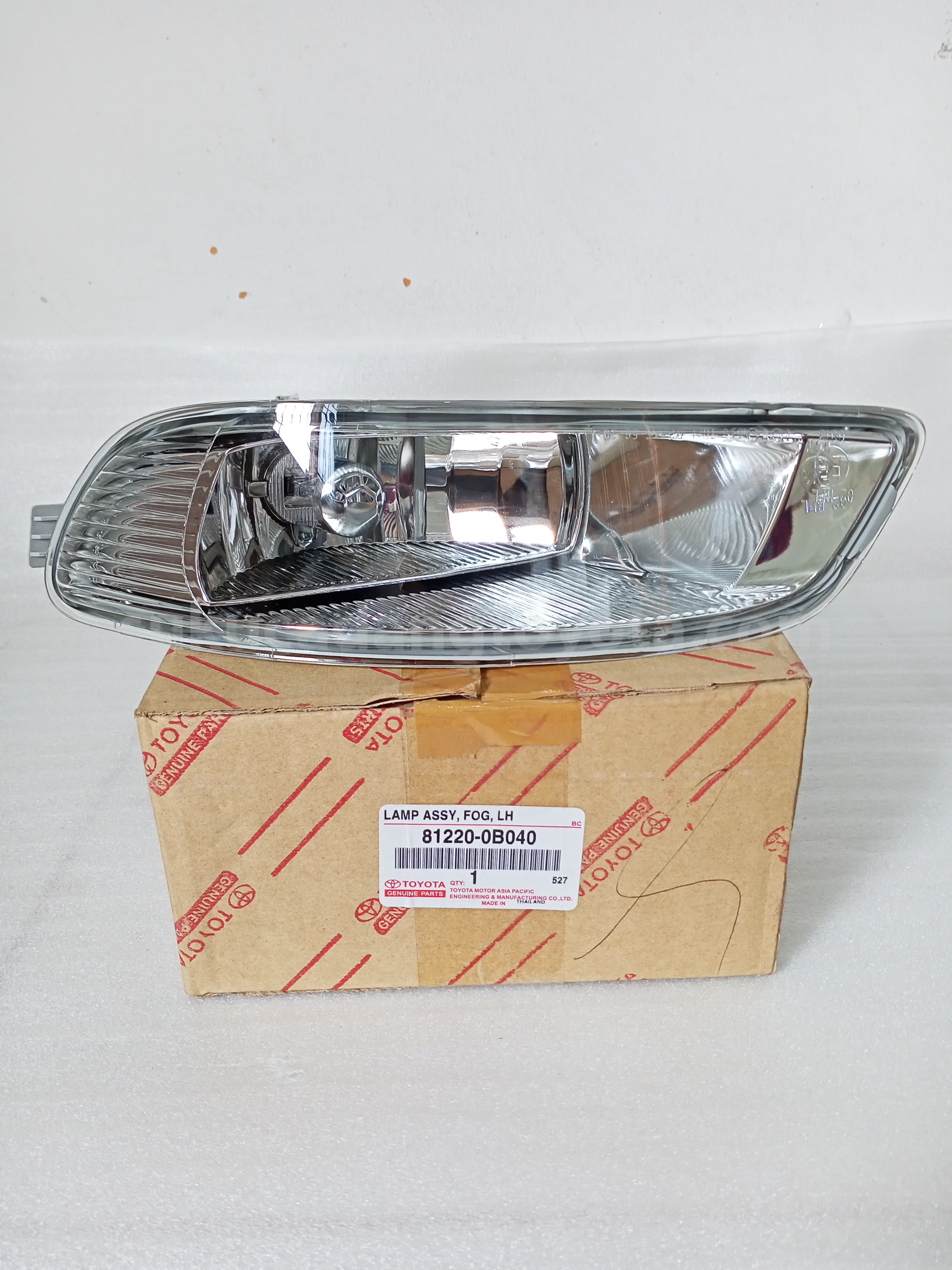 812200B040 LAMP ASSY, FOG, LH - TOYOTA