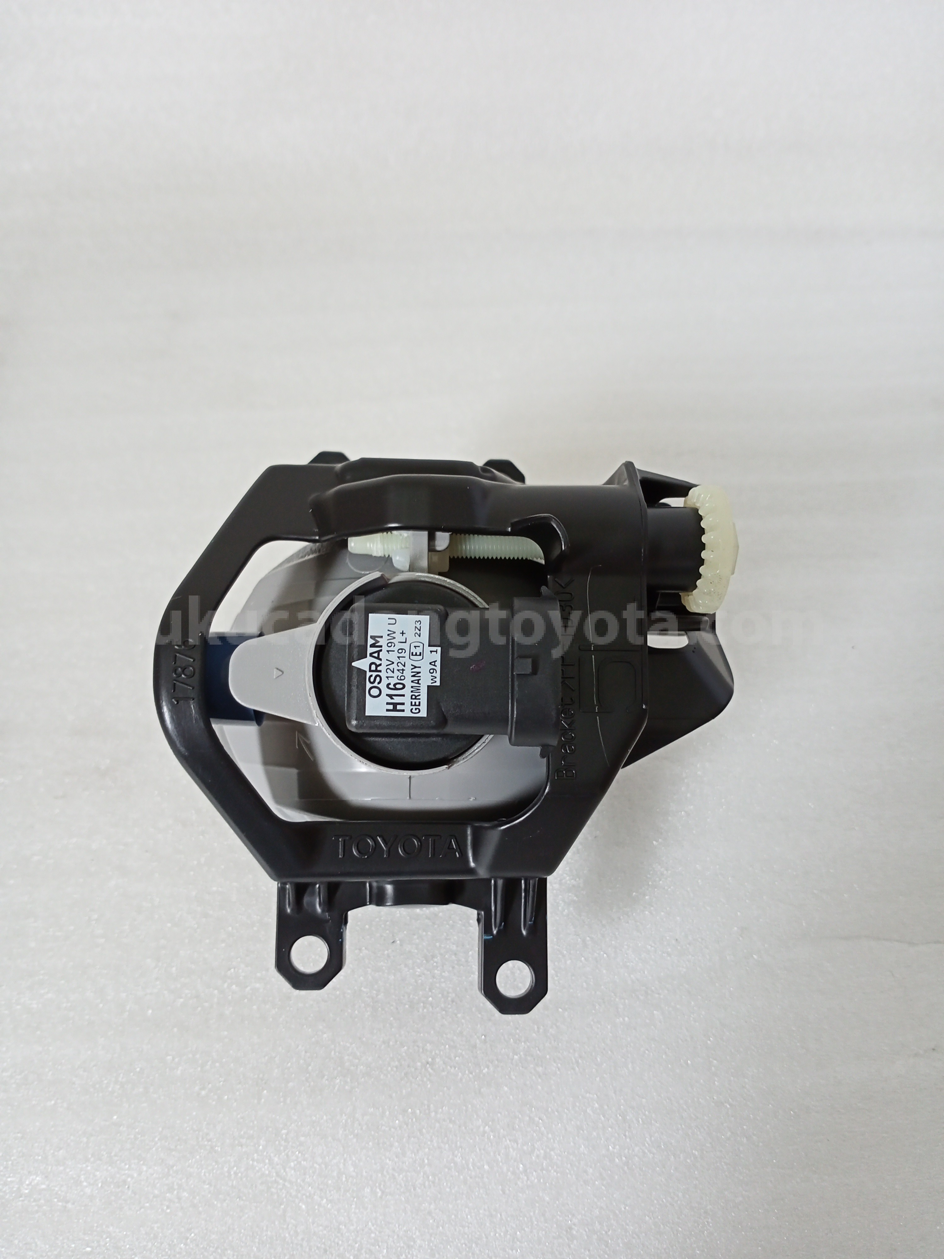 812200D110 LAMP ASSY, FOG, LH - TOYOTA