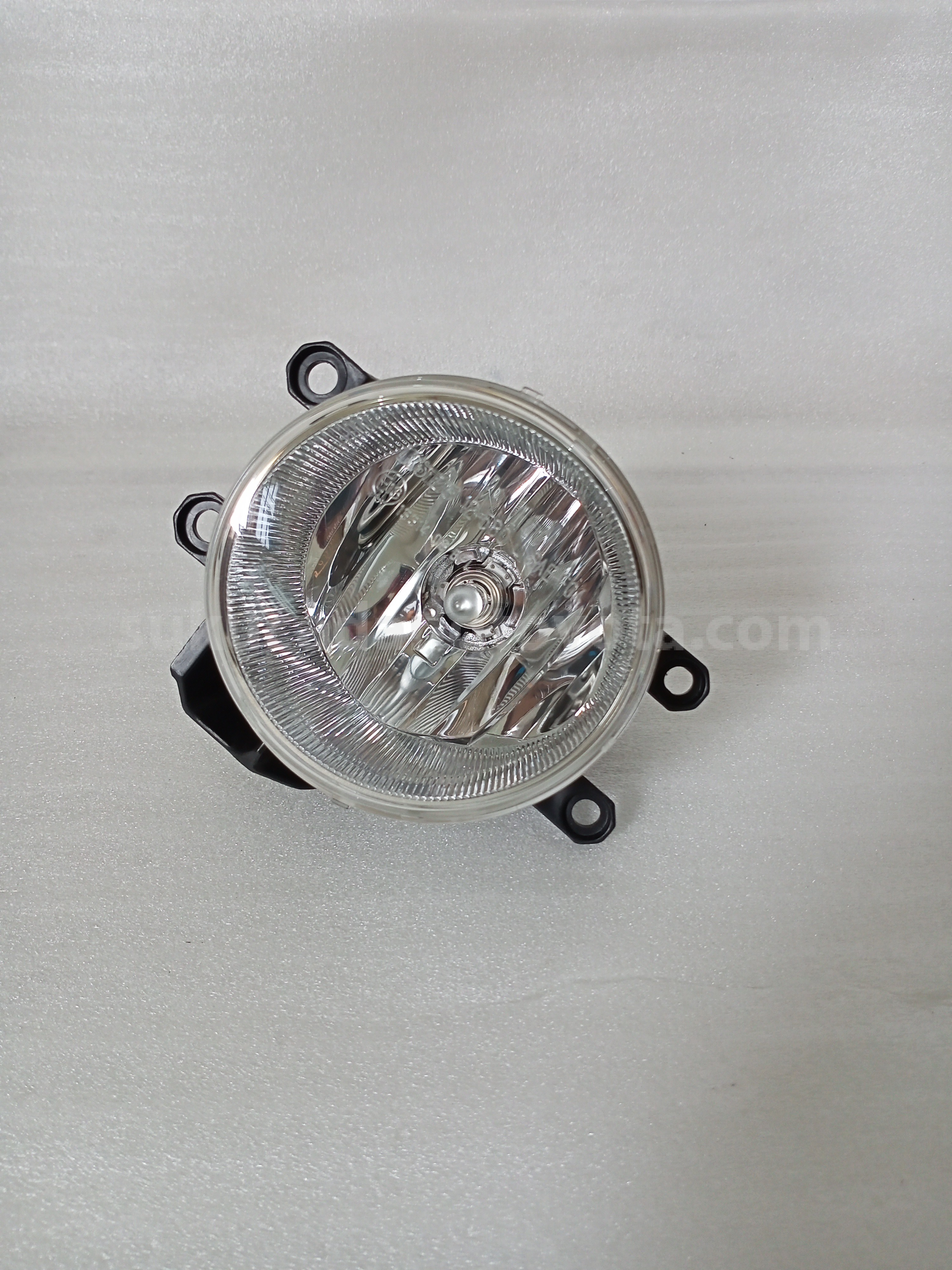 812200K130 LAMP ASSY, FOG LH - TOYOTA