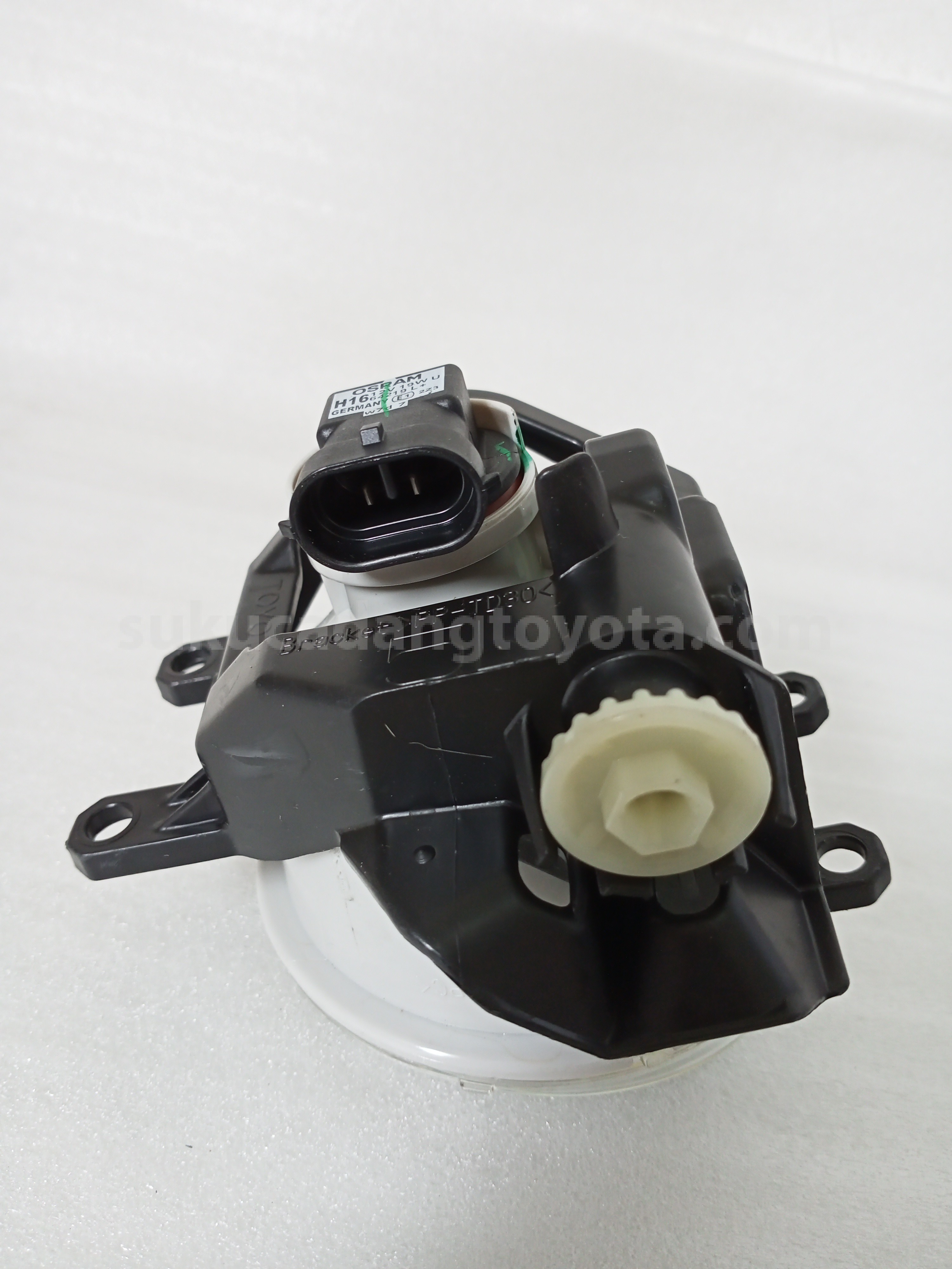 812200K130 LAMP ASSY, FOG LH - TOYOTA