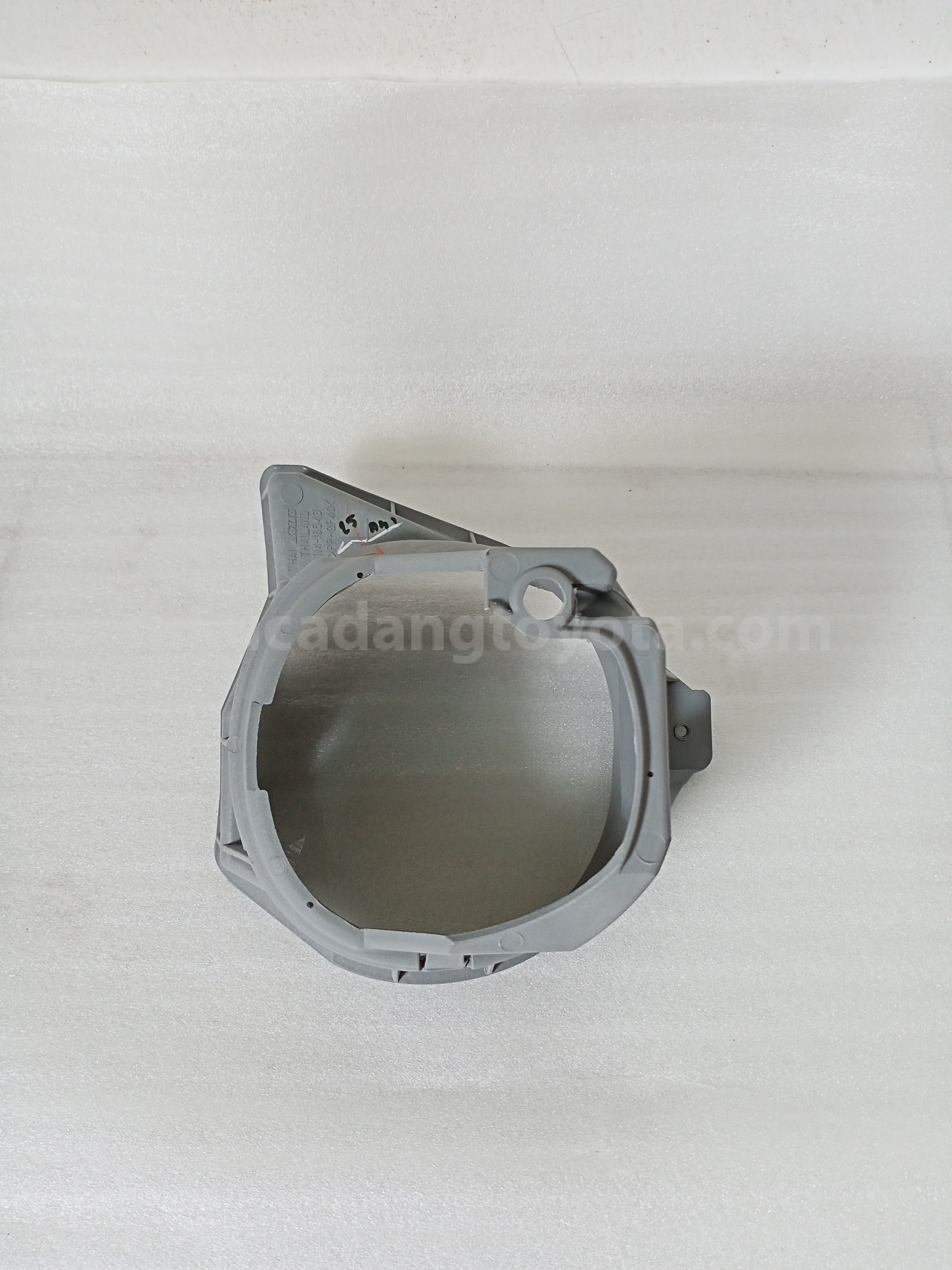 812290K050 BRACKET, FOG LAMP, L - TOYOTA