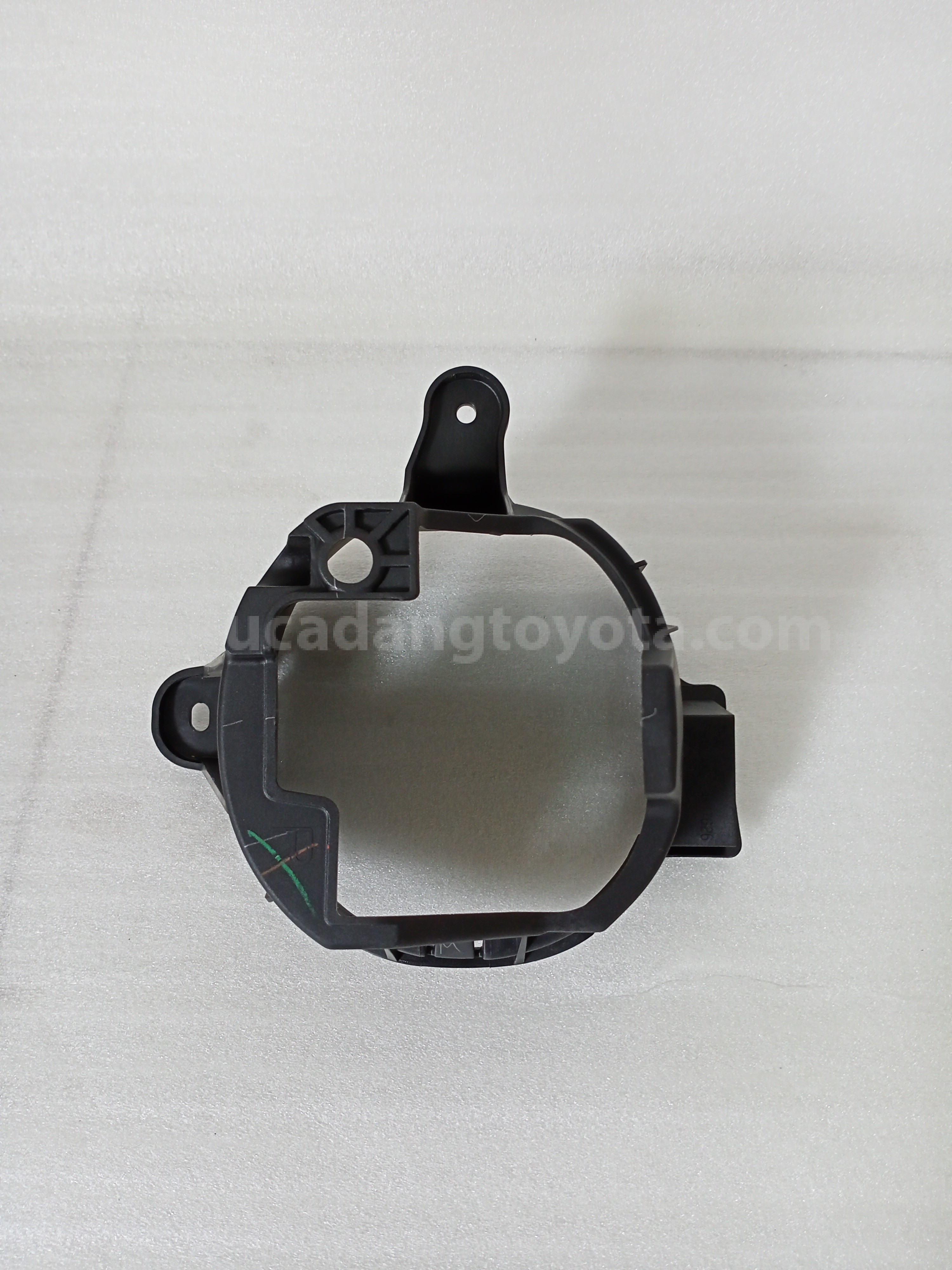 814810K050 BRACKET, FOG LAMP, R - TOYOTA