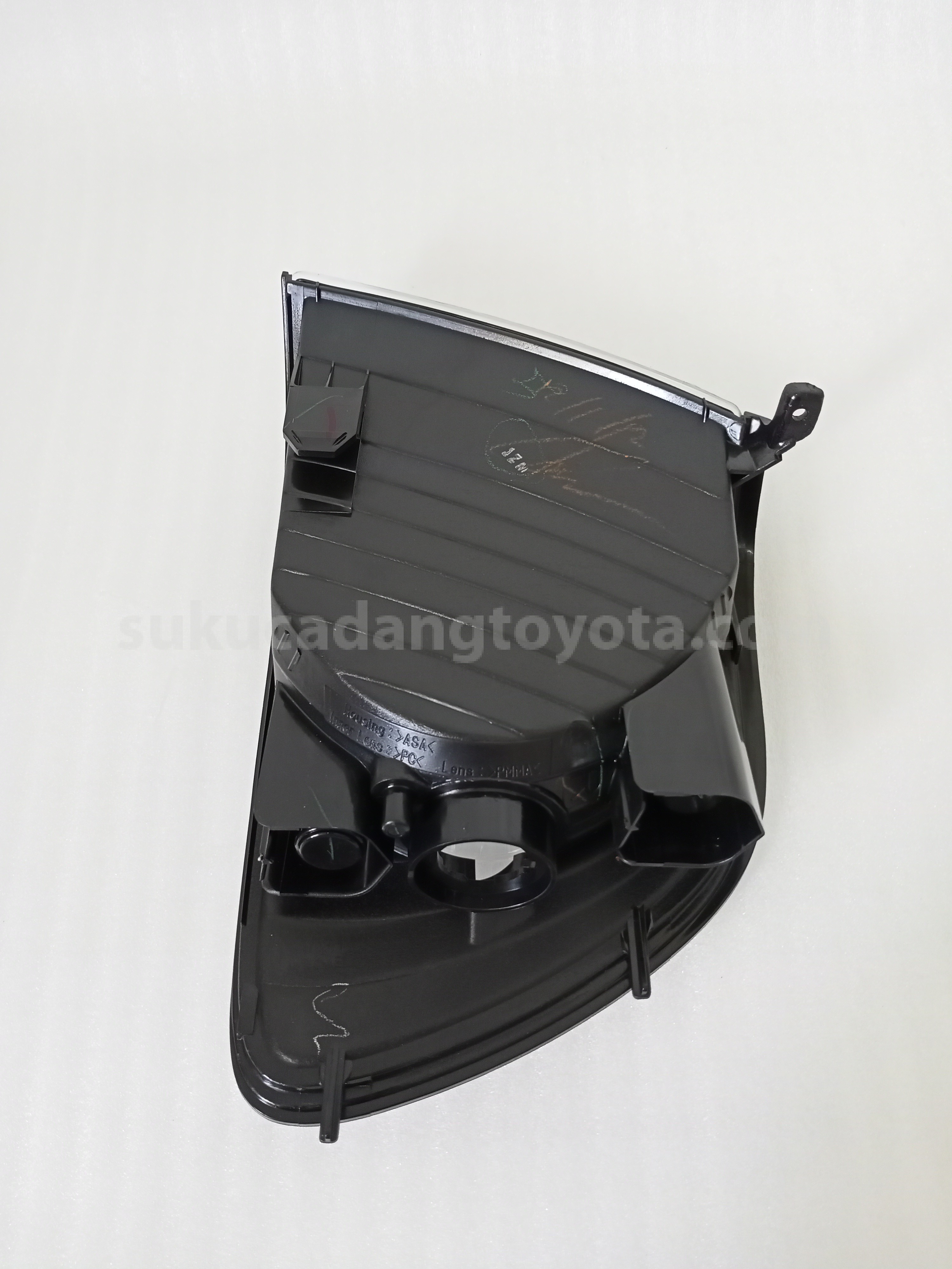 815110B050 LENS A/S,F/TURN-LAMP - TOYOTA