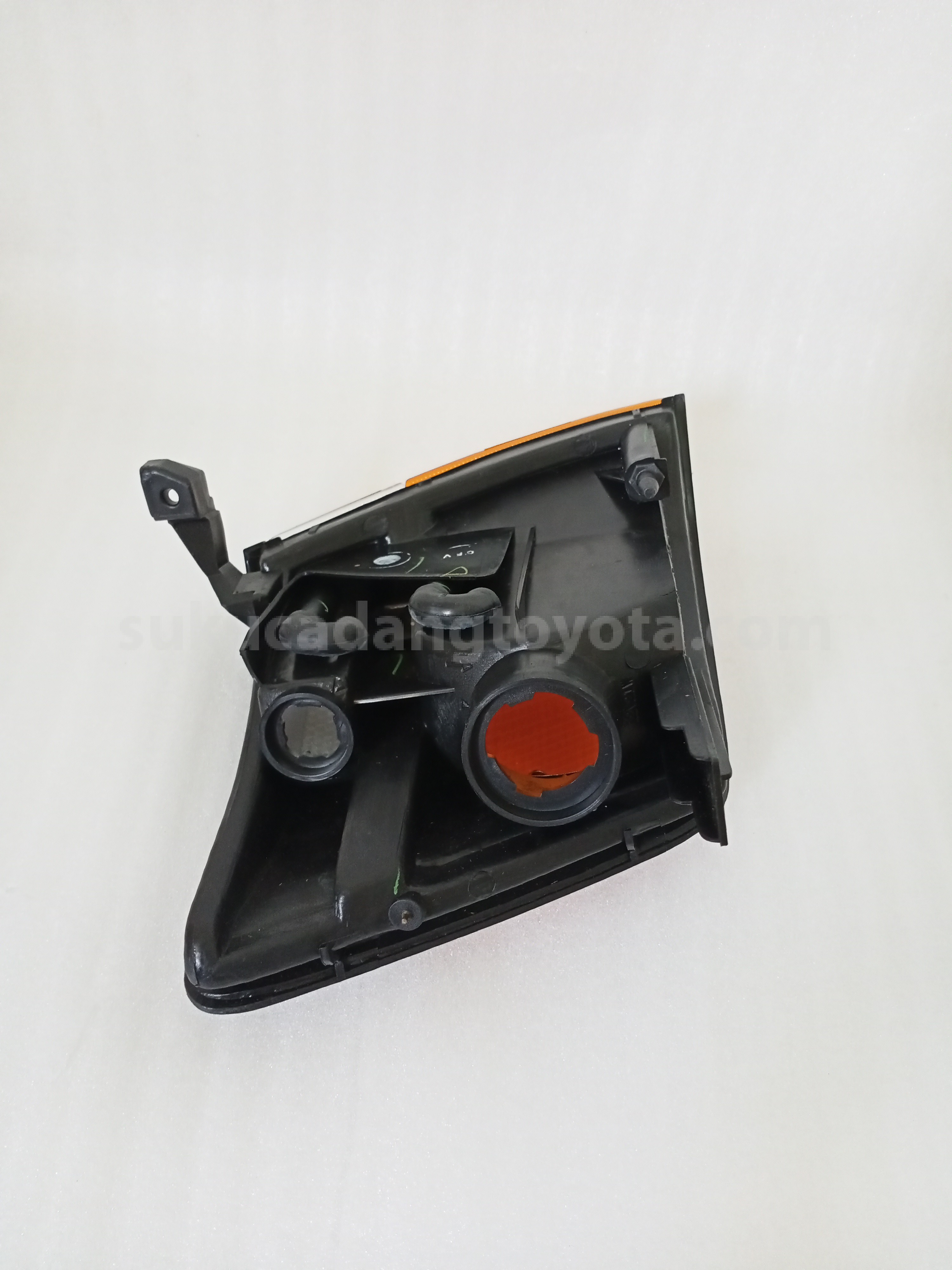 815210B010 LAMP A/S,F/TURN-LAMP - TOYOTA