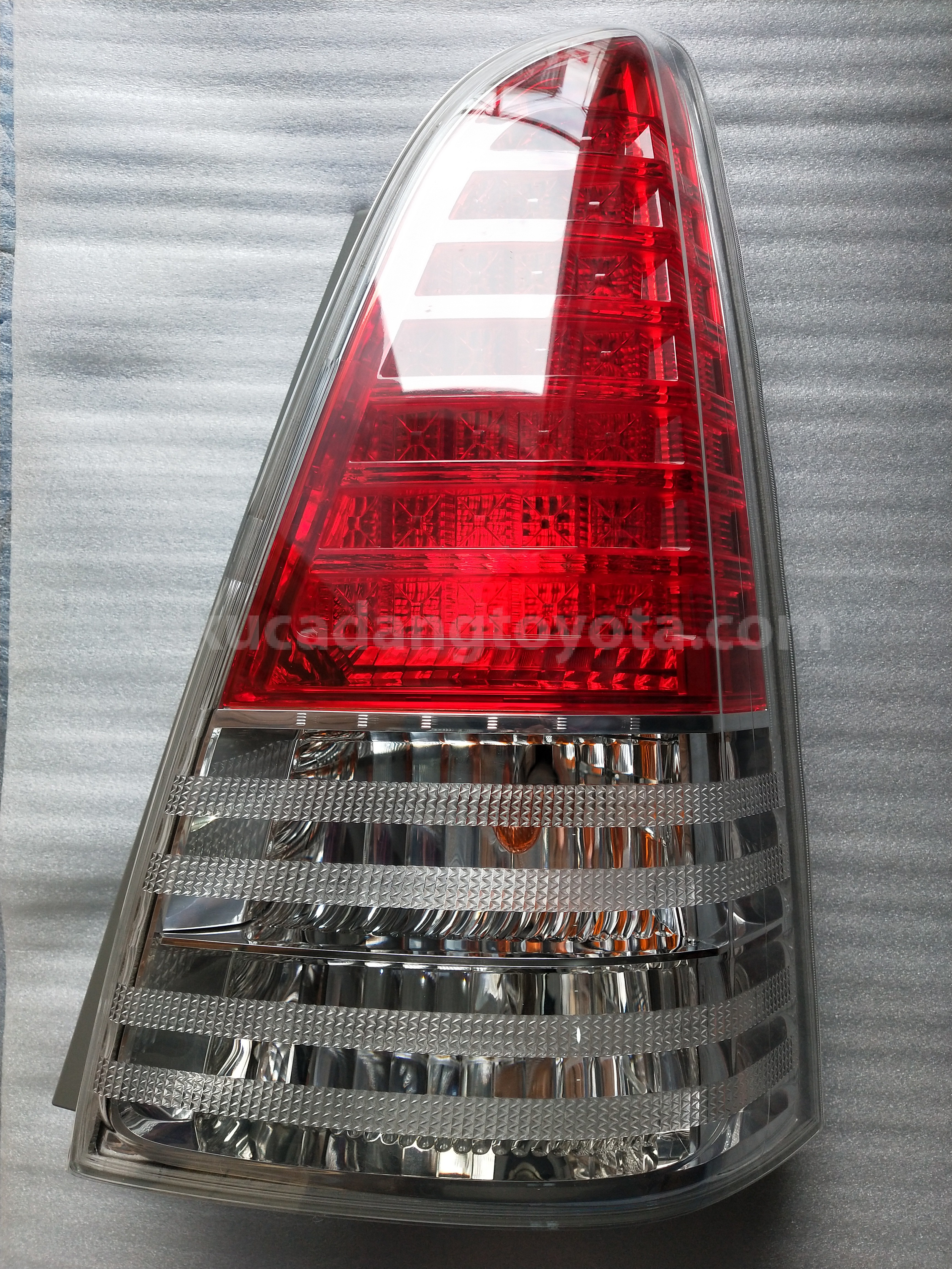 815500K120 LAMP A/S RR COMBI RH - TOYOTA
