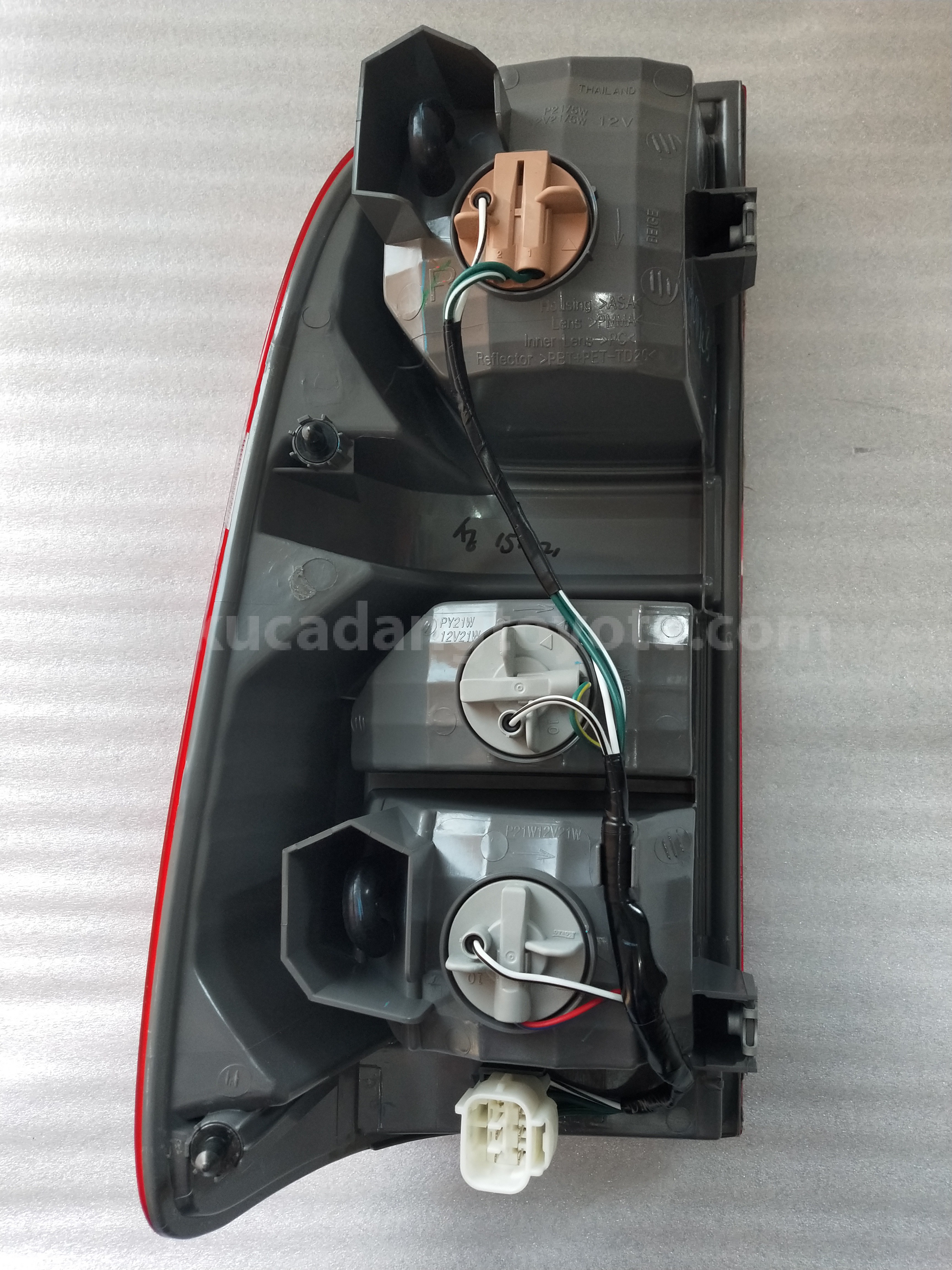 815500K140 LAMP ASSY, RR COMBIN - TOYOTA