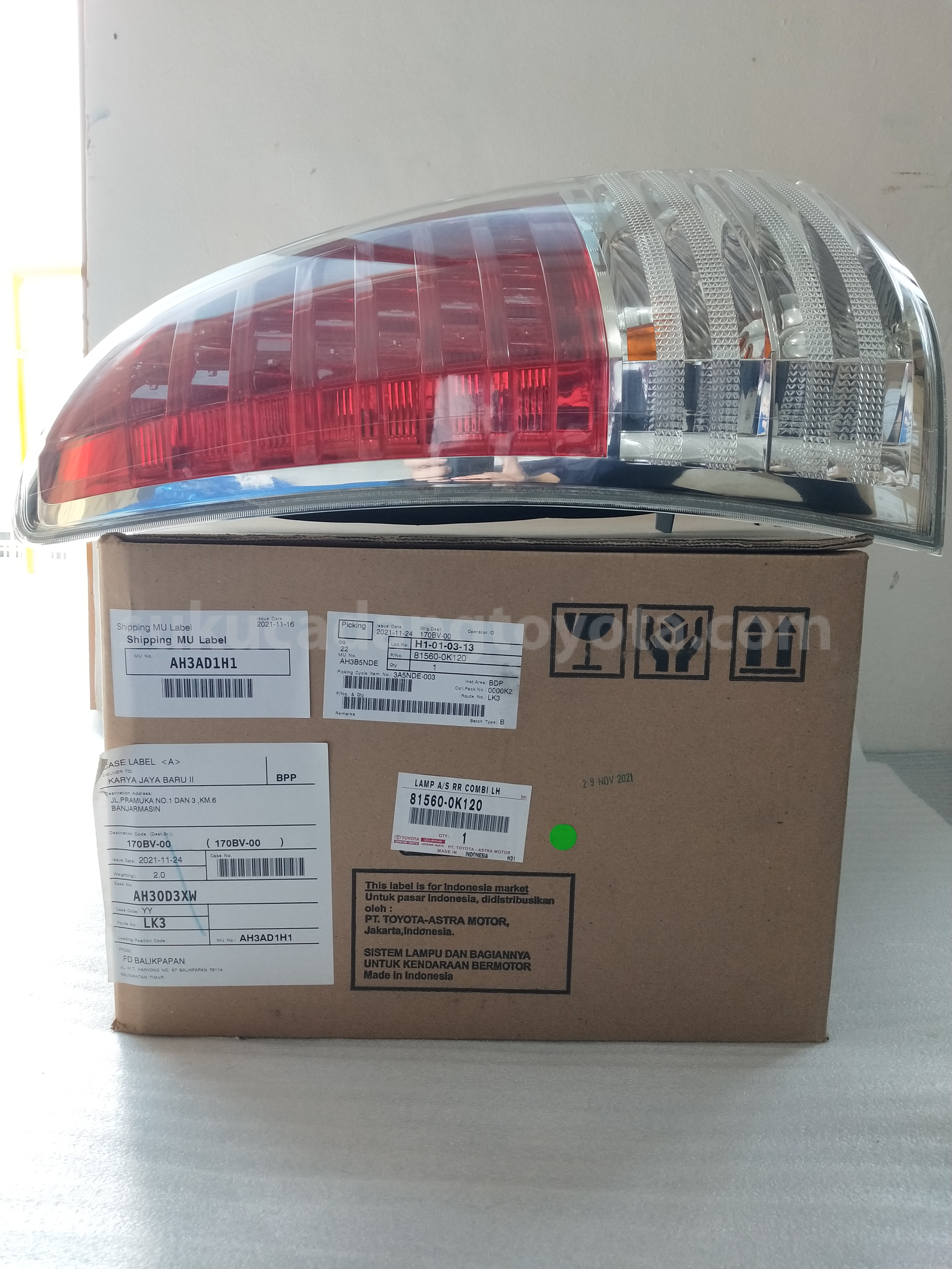 815600K120 LAMP A/S RR COMBI LH - TOYOTA