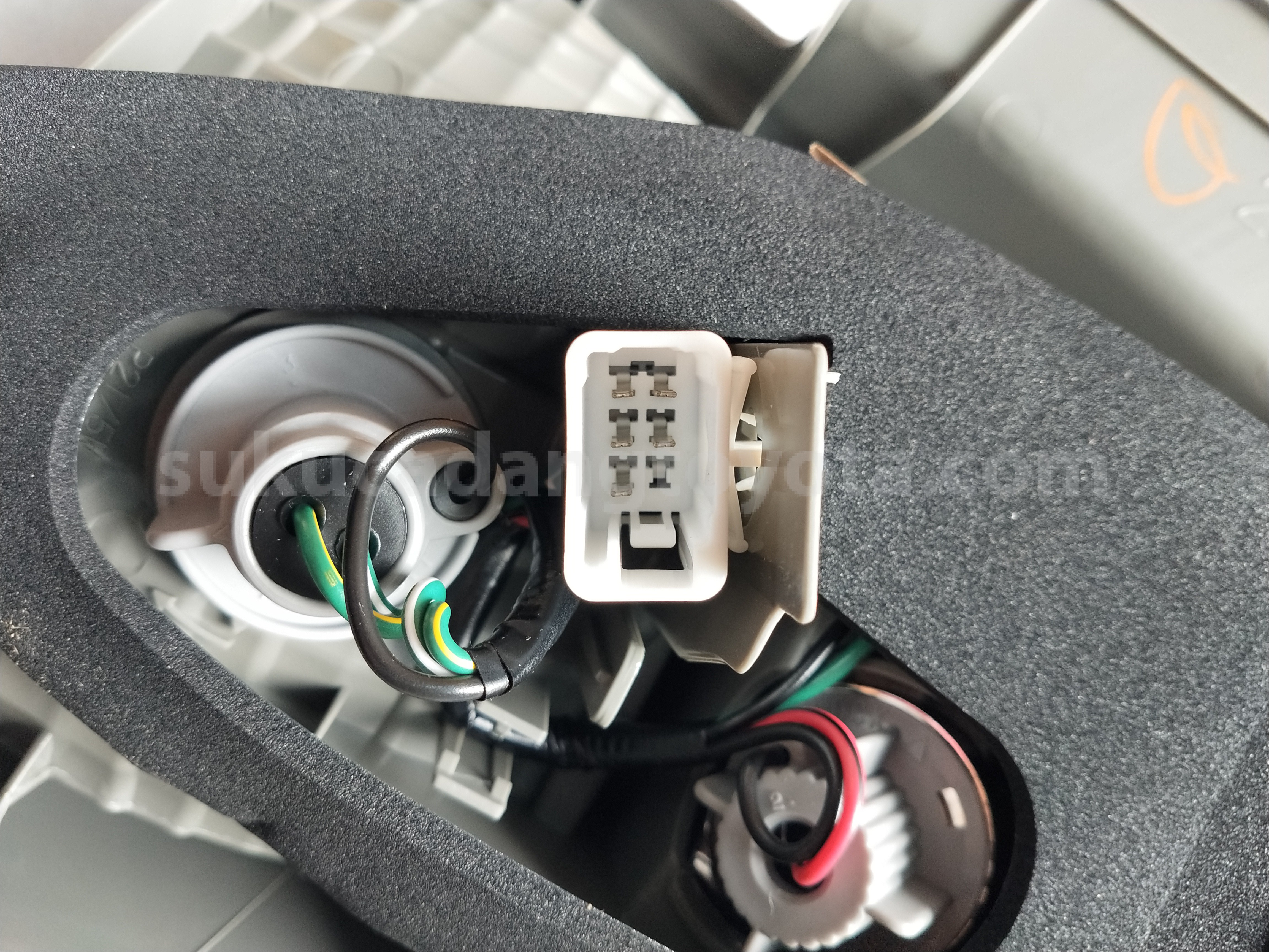815600K210 LAMP A/S RR COMBI LH - TOYOTA