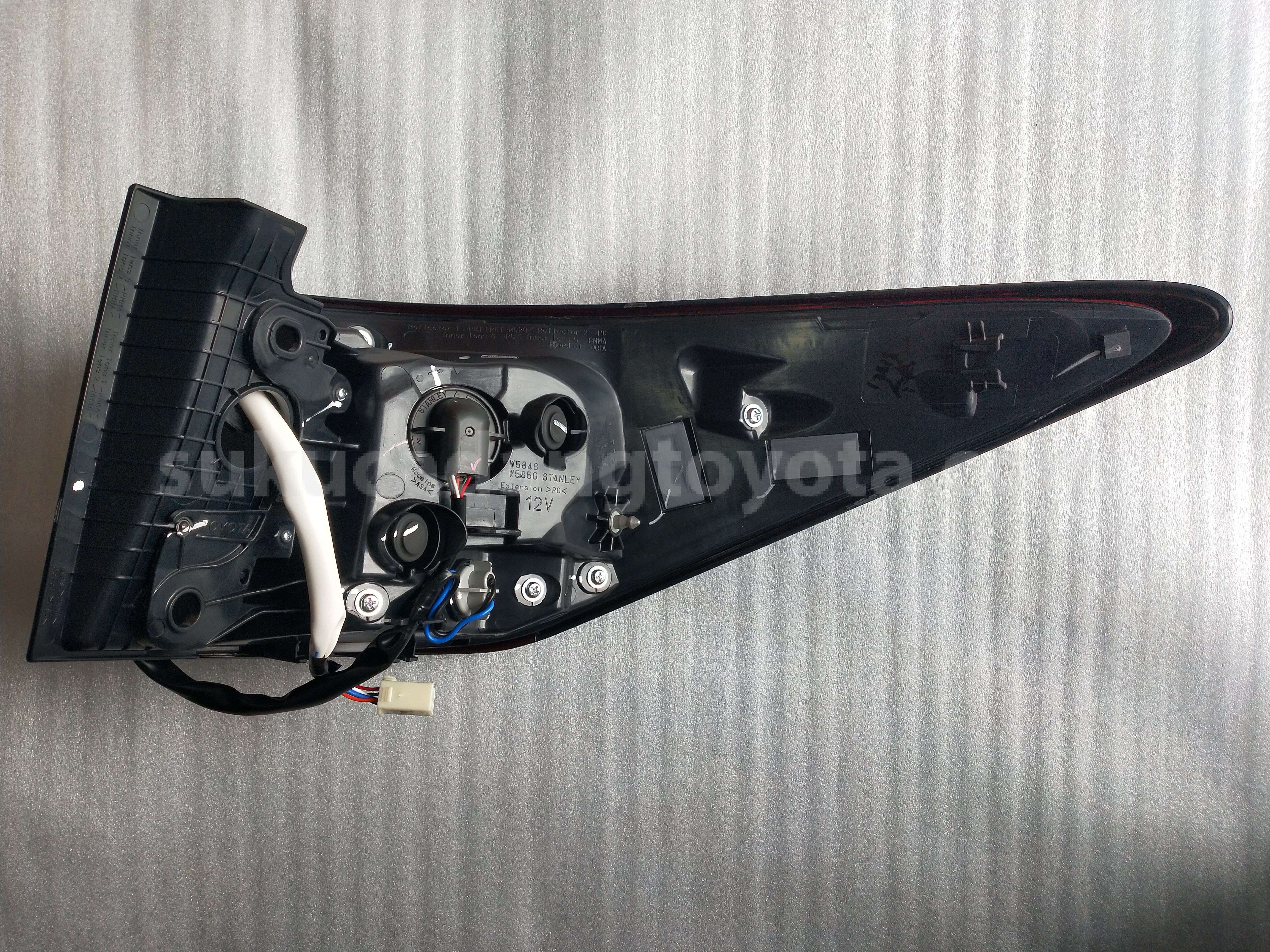 815600K540 LAMP A/S RR COMBI LH - TOYOTA
