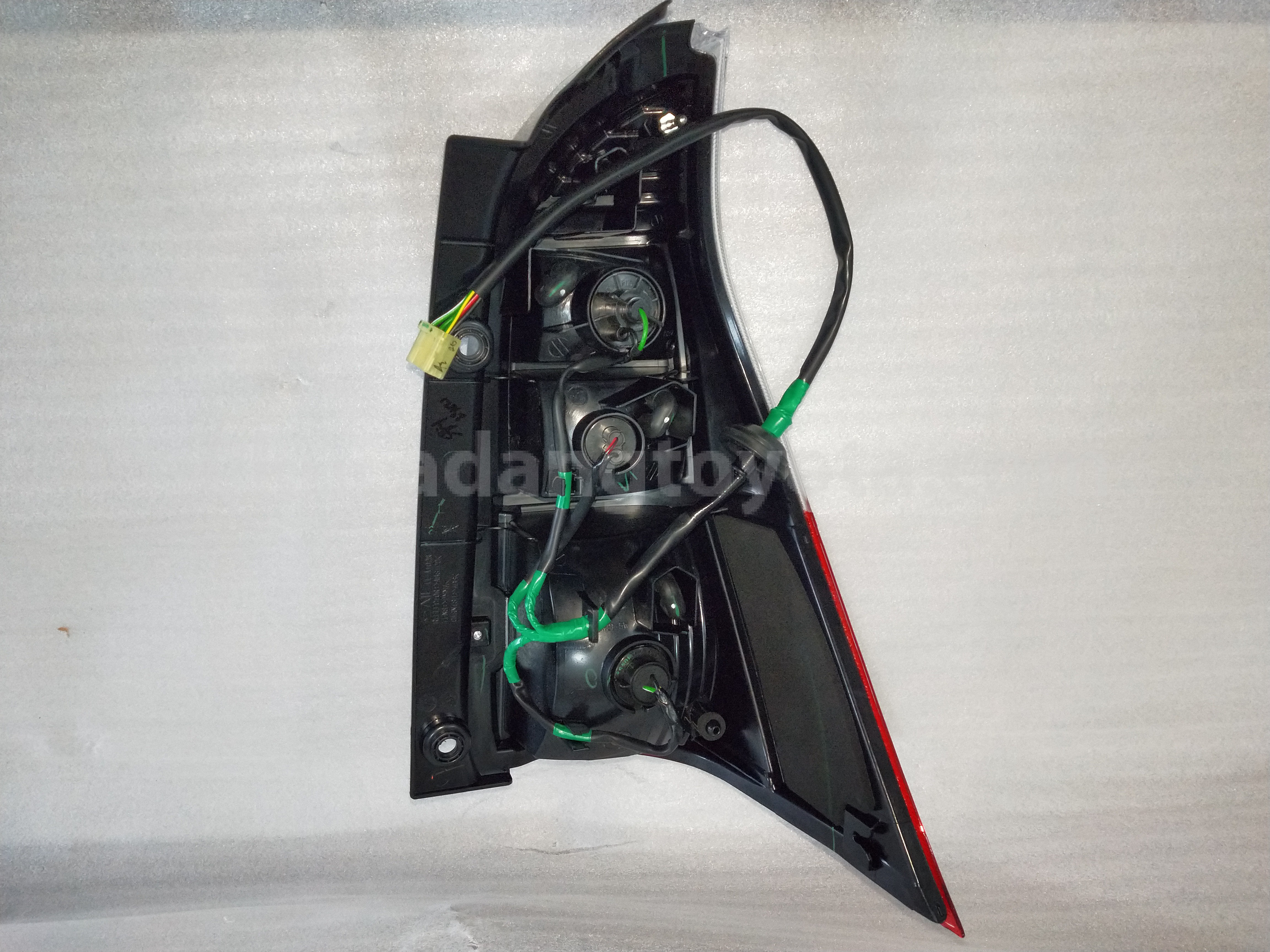 81560BZ340 LAMP A/S RR COMBI LH - TOYOTA