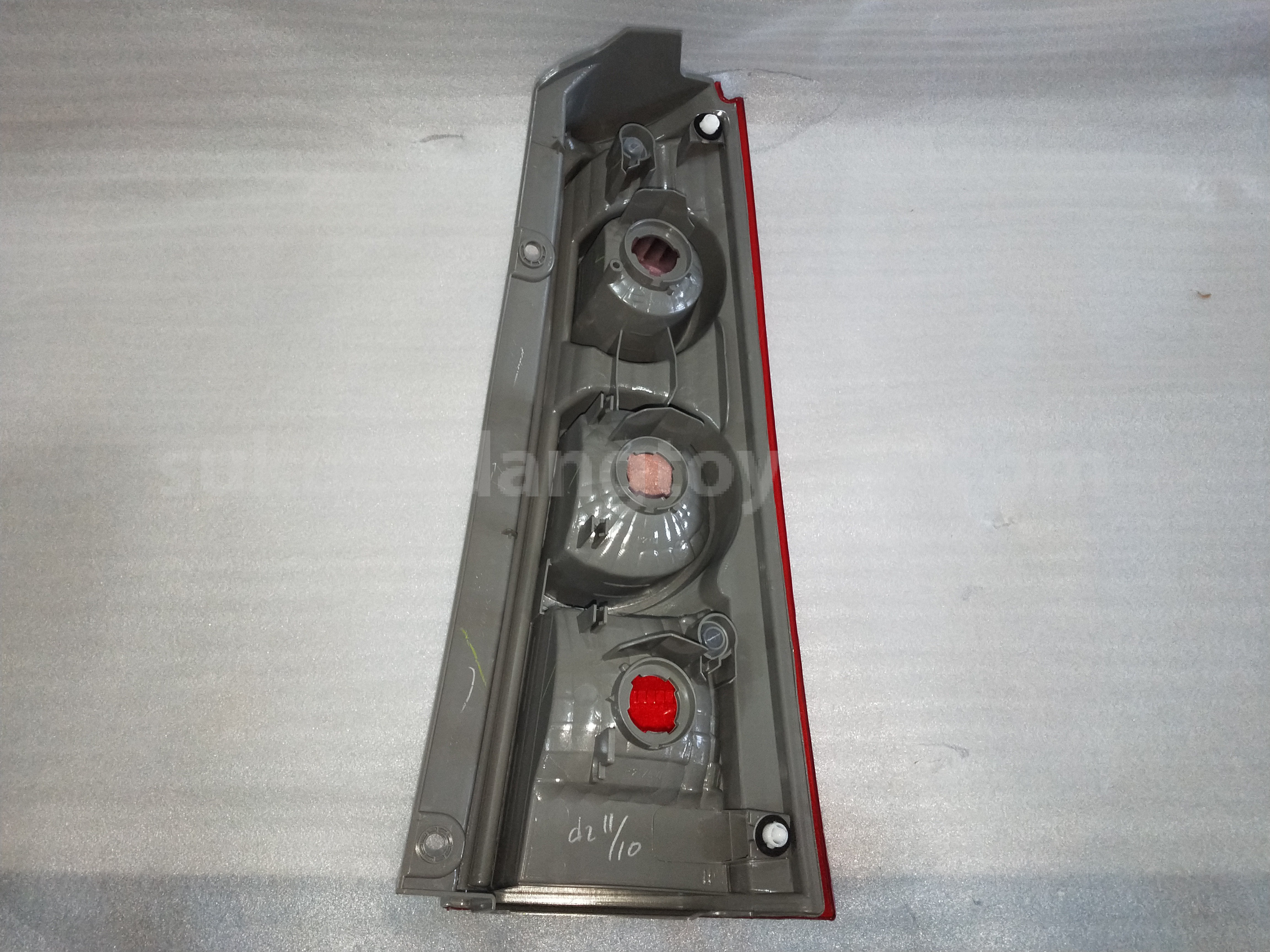 81561BZ060 LENS & BODY,RR , LH - TOYOTA