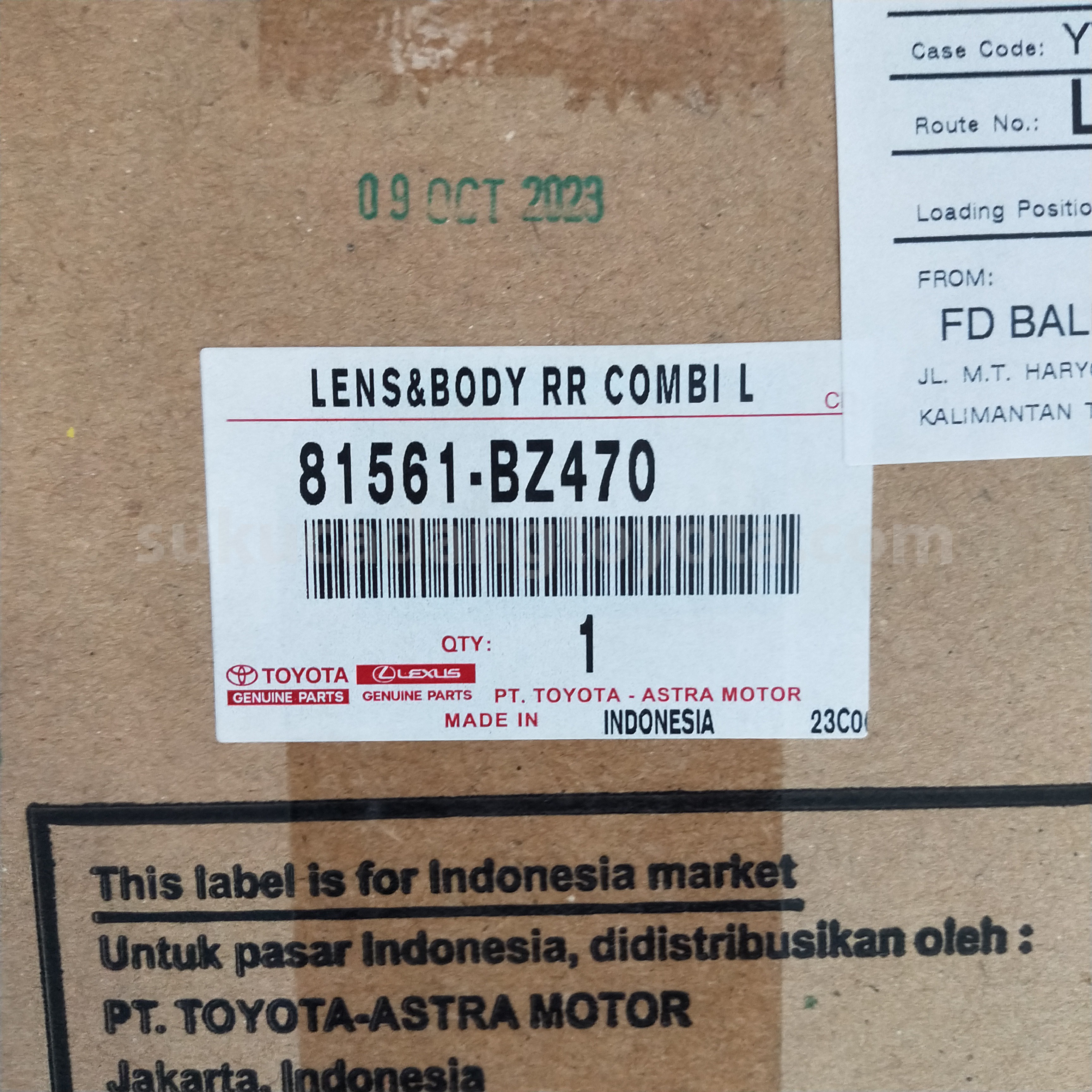 81561BZ470 LENS&BODY RR COMBI L - TOYOTA