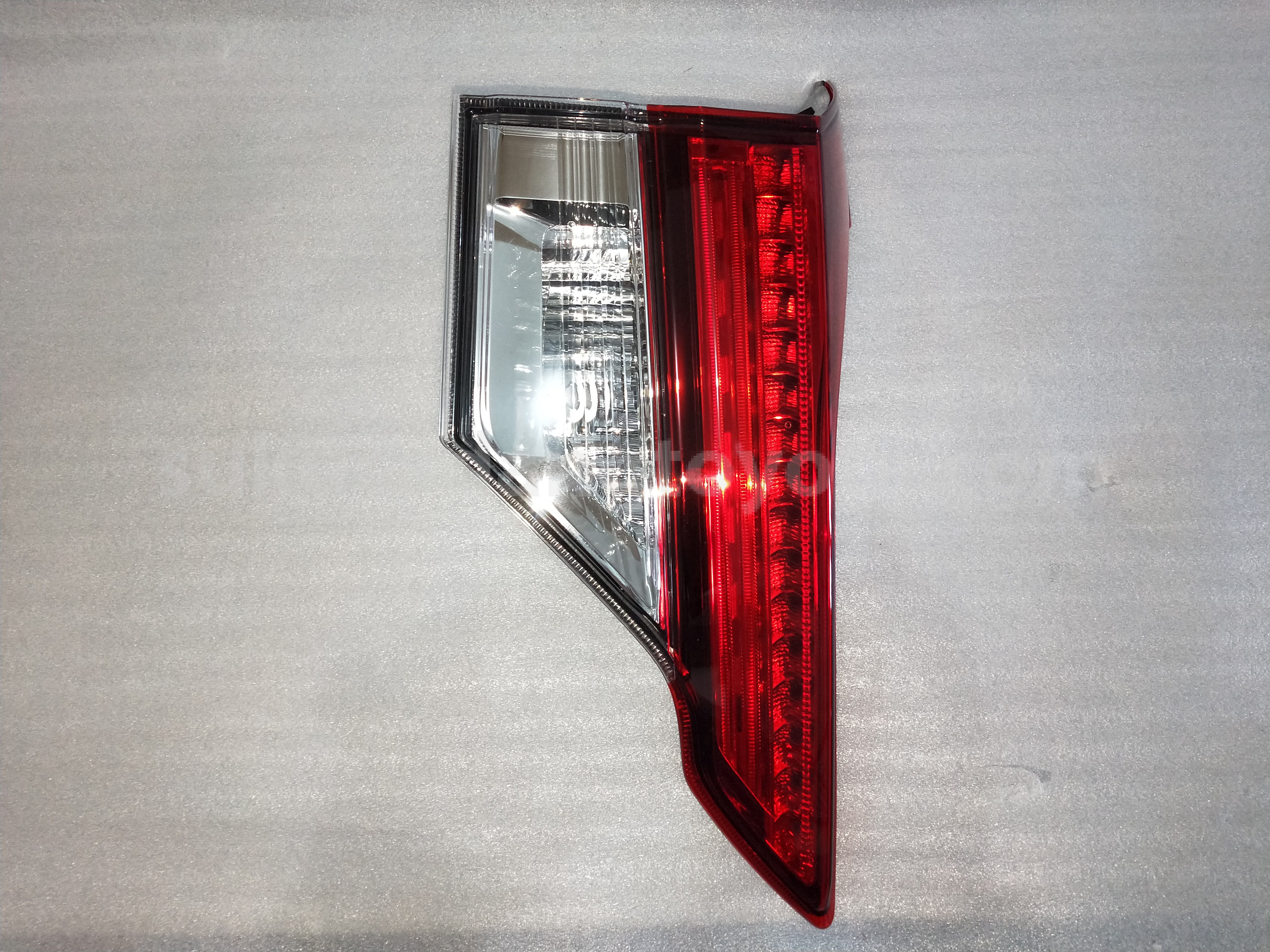 81591BZ040 LENS&BODY RR LAMP LH - TOYOTA